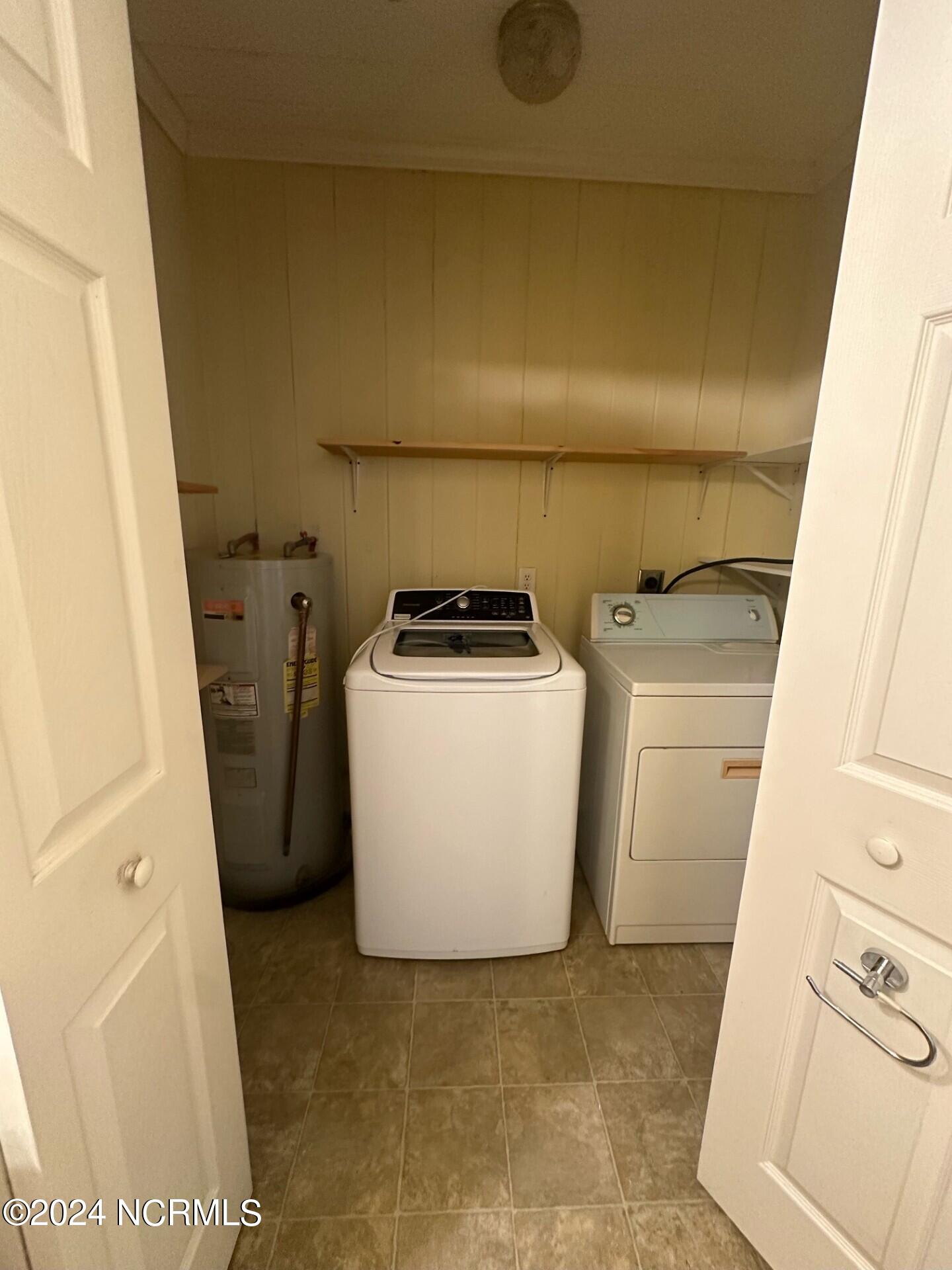 800 E Troy Street Property Photo 26