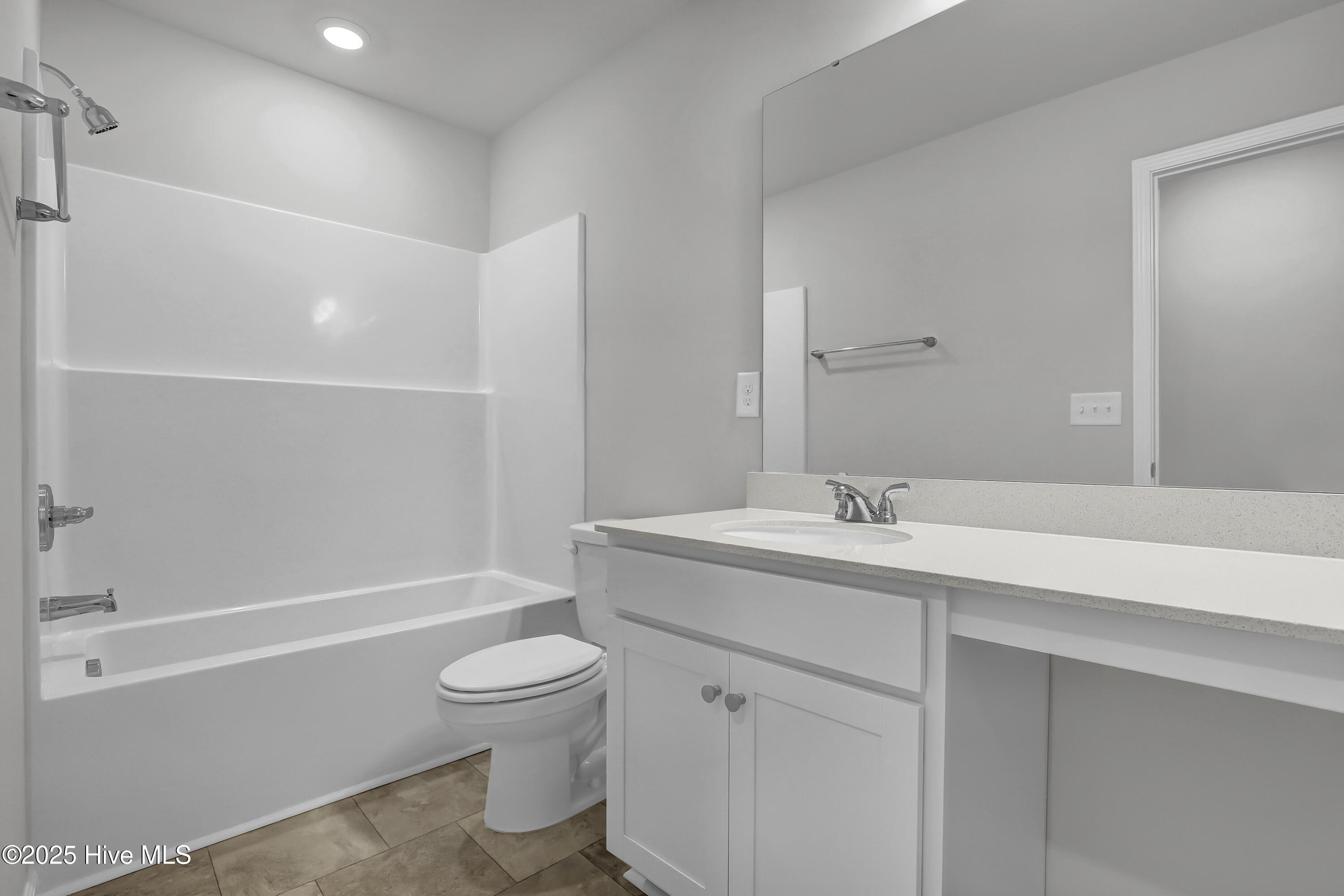 2433 Flowery Branch Drive 198 Property Photo 14