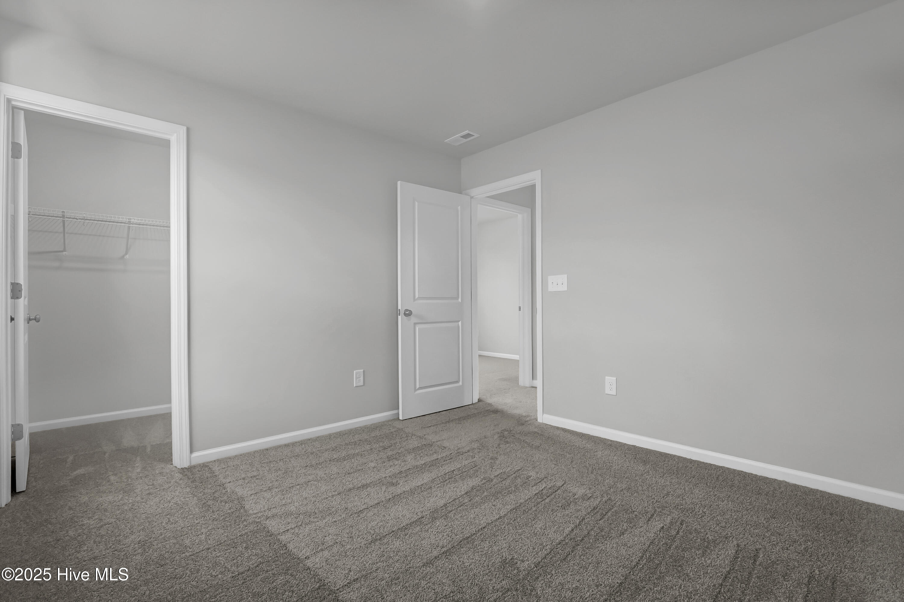2433 Flowery Branch Drive 198 Property Photo 16