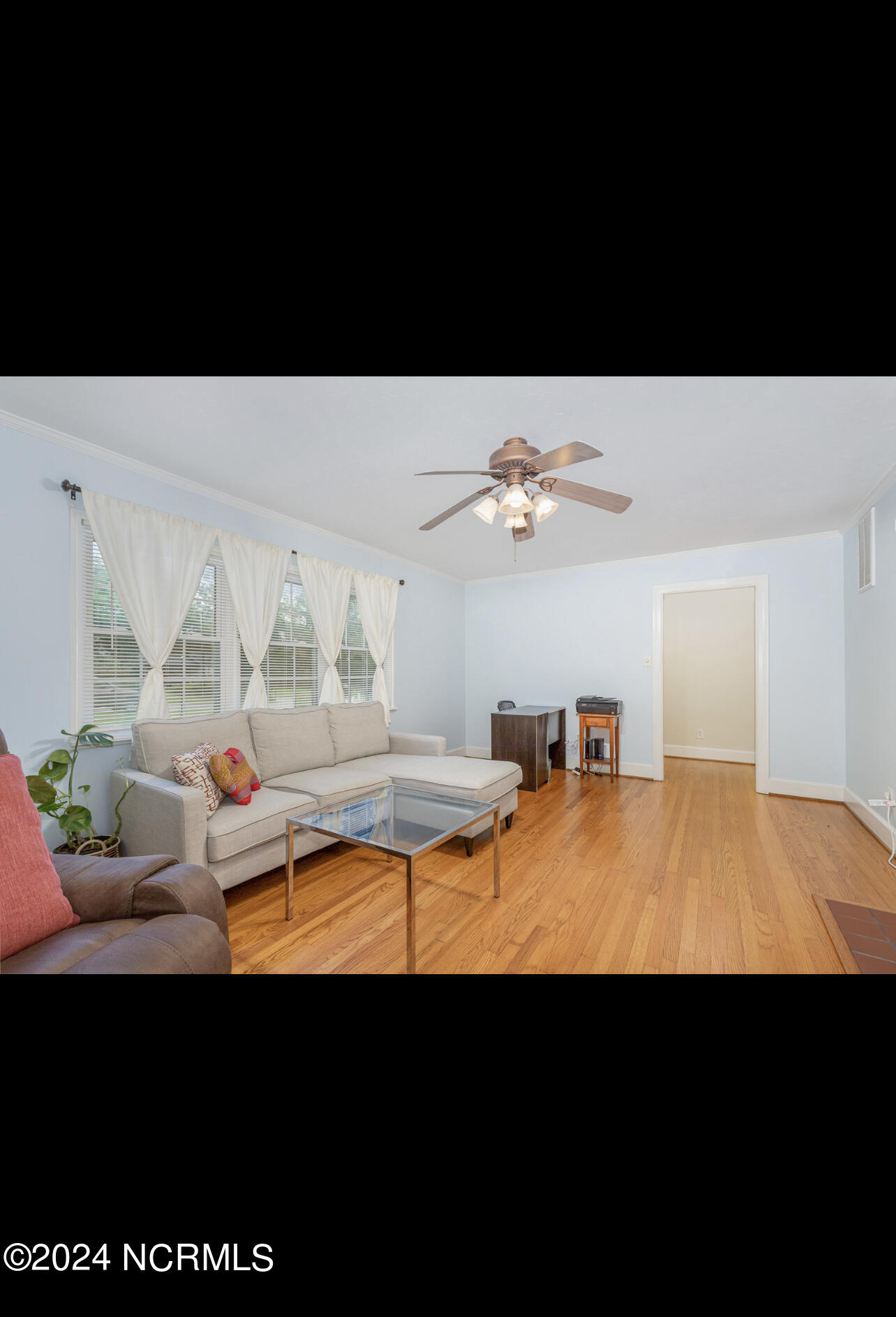 1809 Friendly Road Property Photo 5