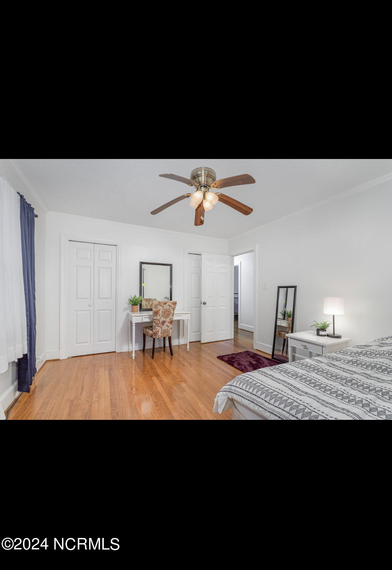 1809 Friendly Road Property Photo 11