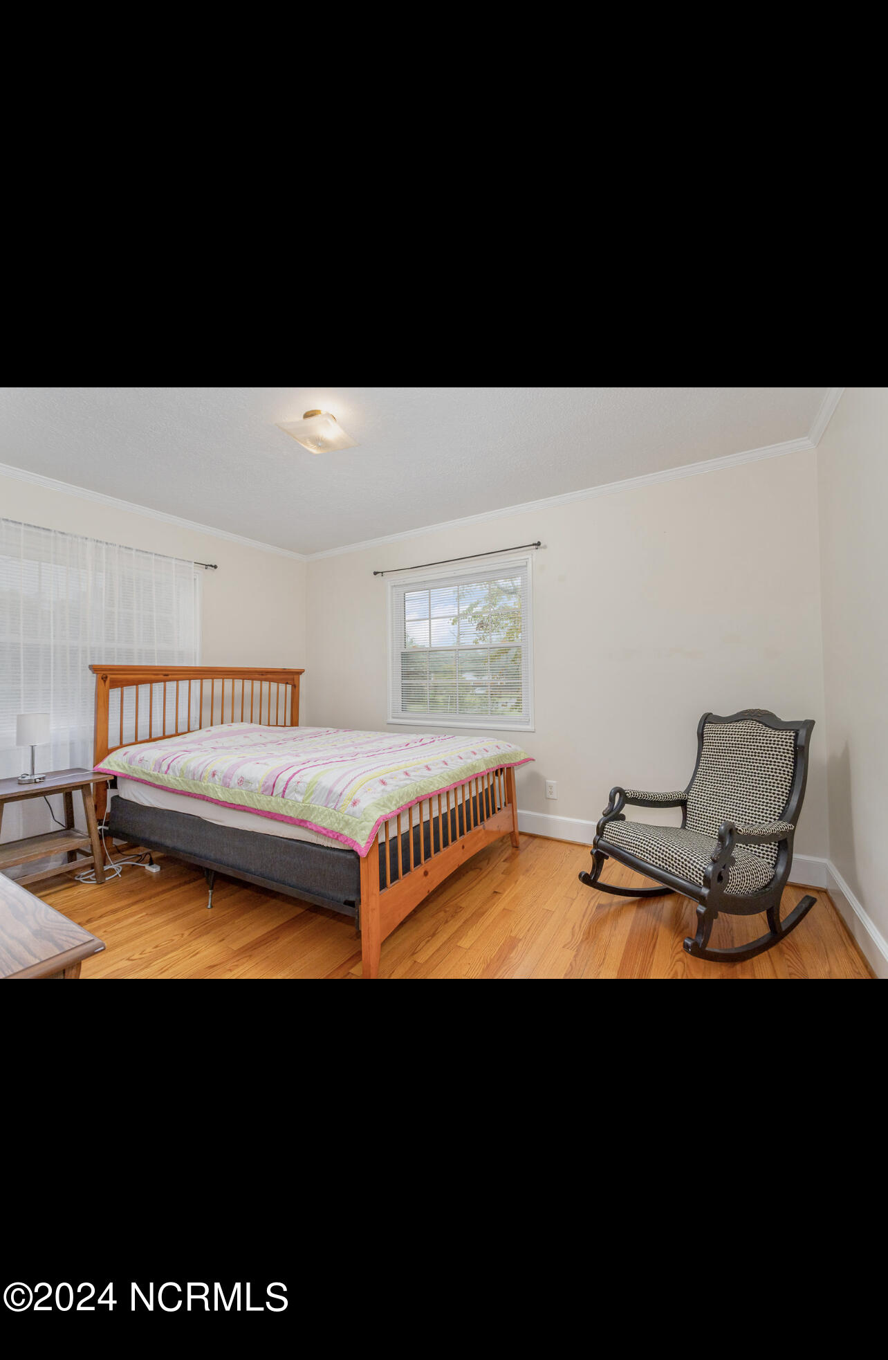 1809 Friendly Road Property Photo 12