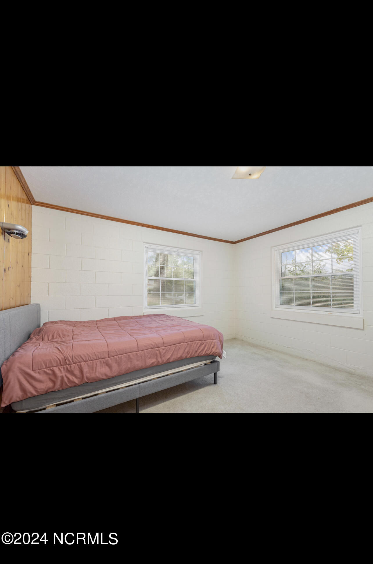 1809 Friendly Road Property Photo 17