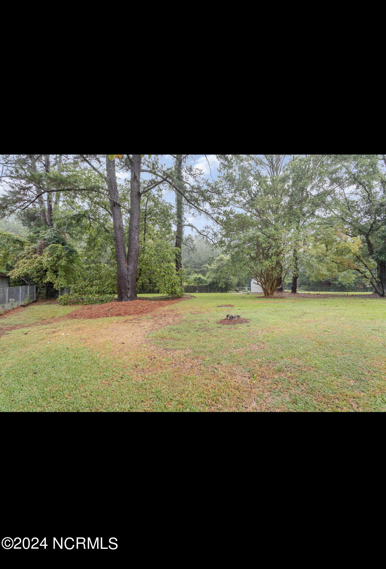 1809 Friendly Road Property Photo 22