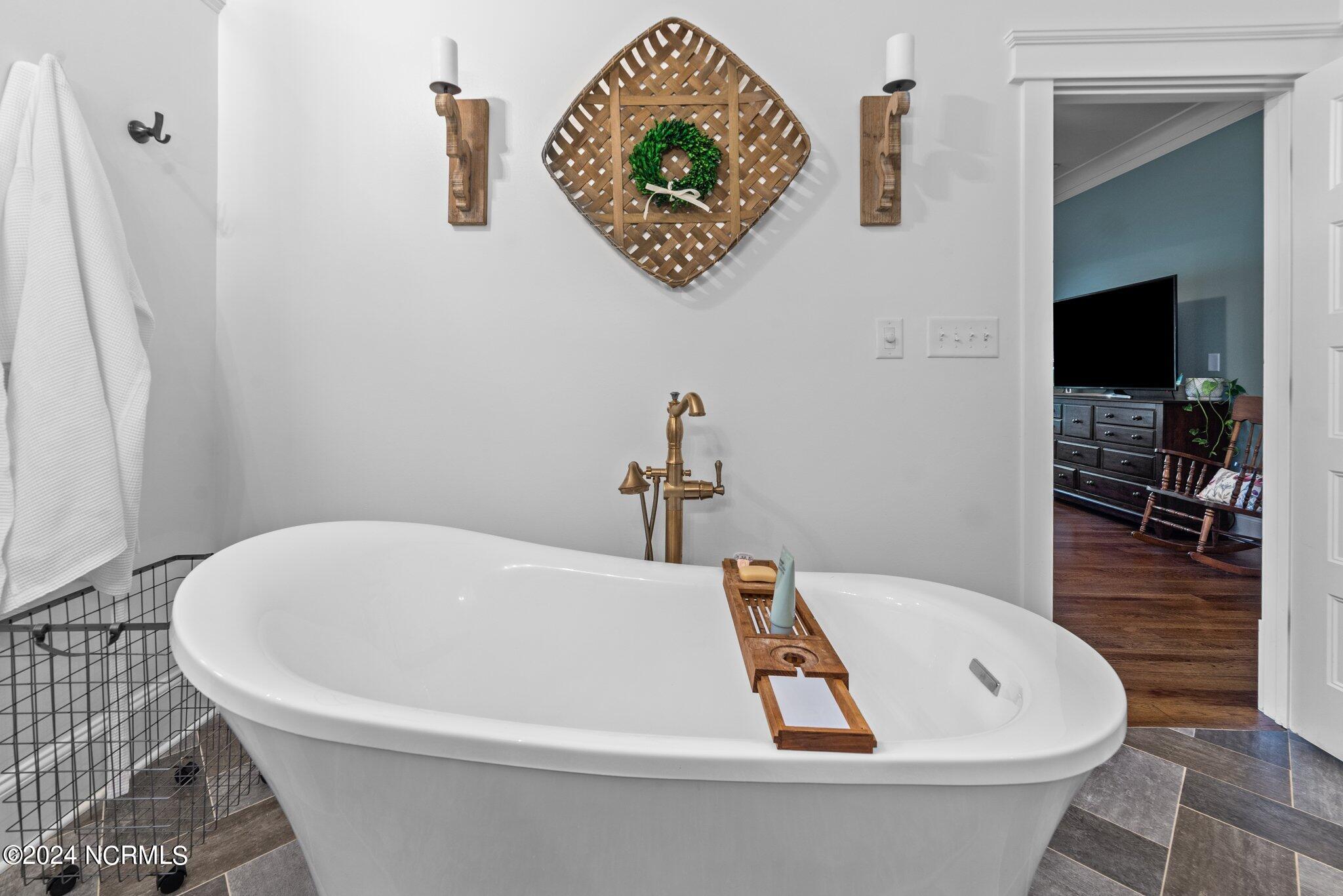 306 4th Street Property Photo 13