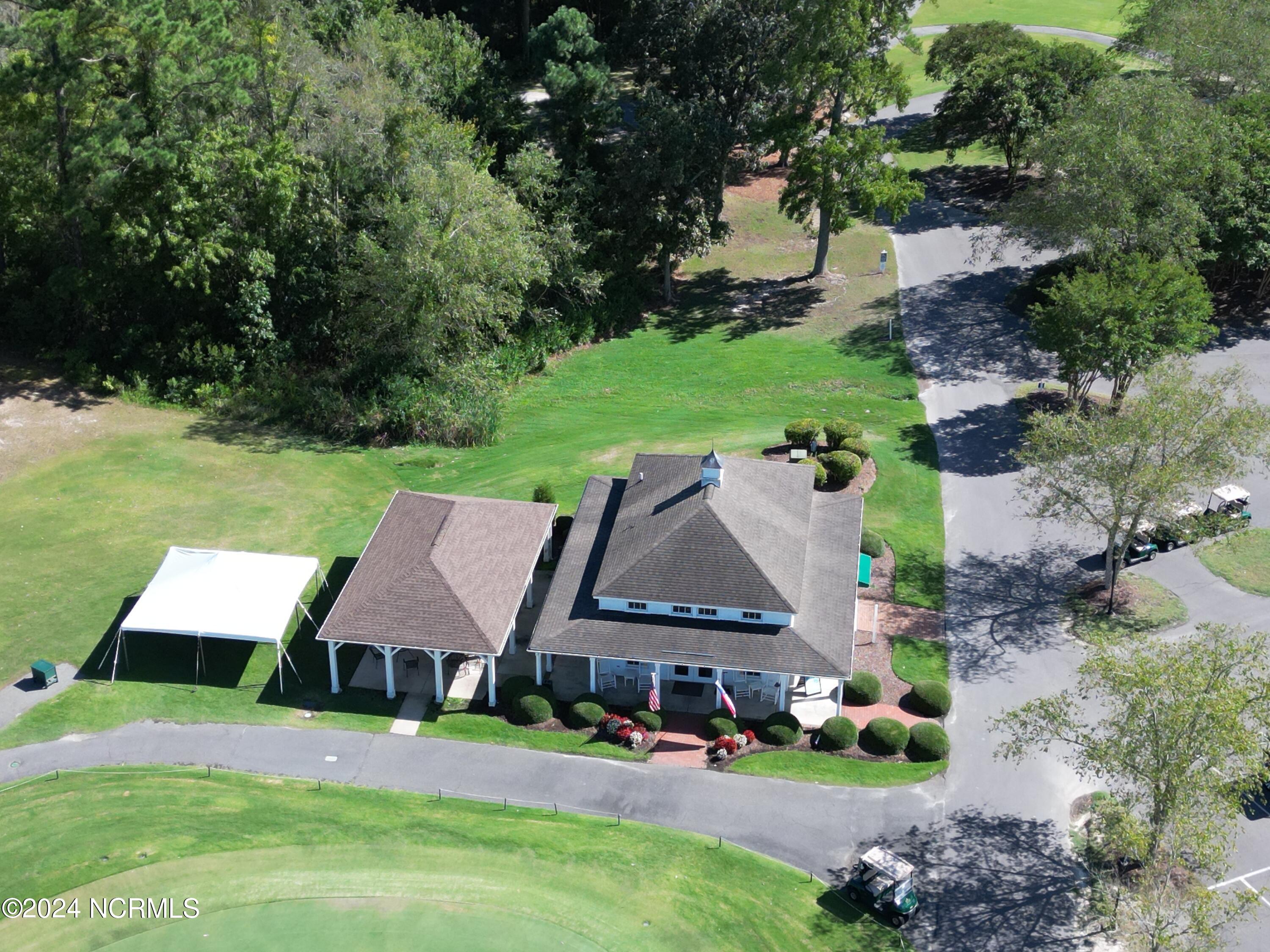 111 Chatooga Court Property Photo 8