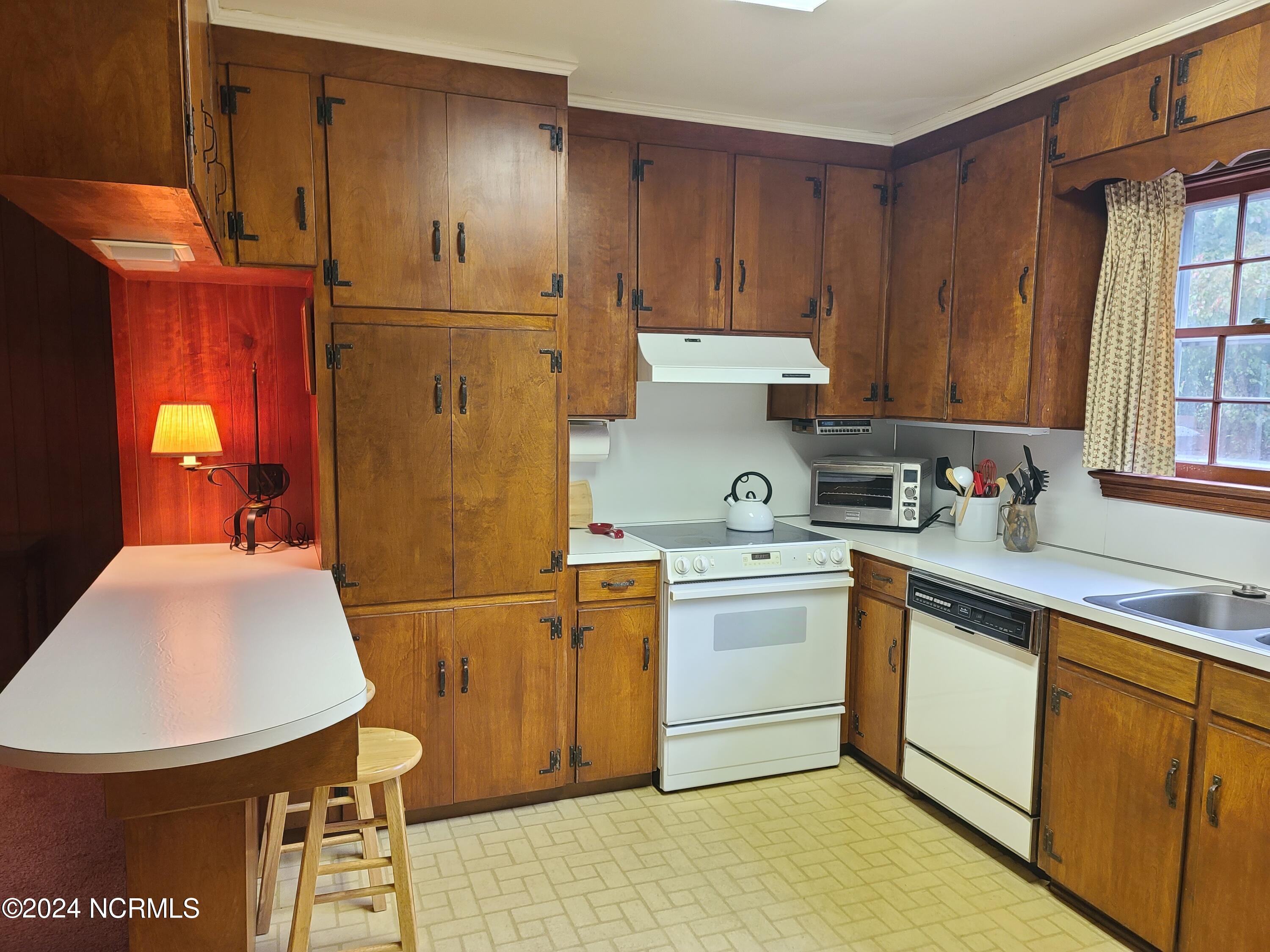 1904 Sedgefield Drive Property Photo 20