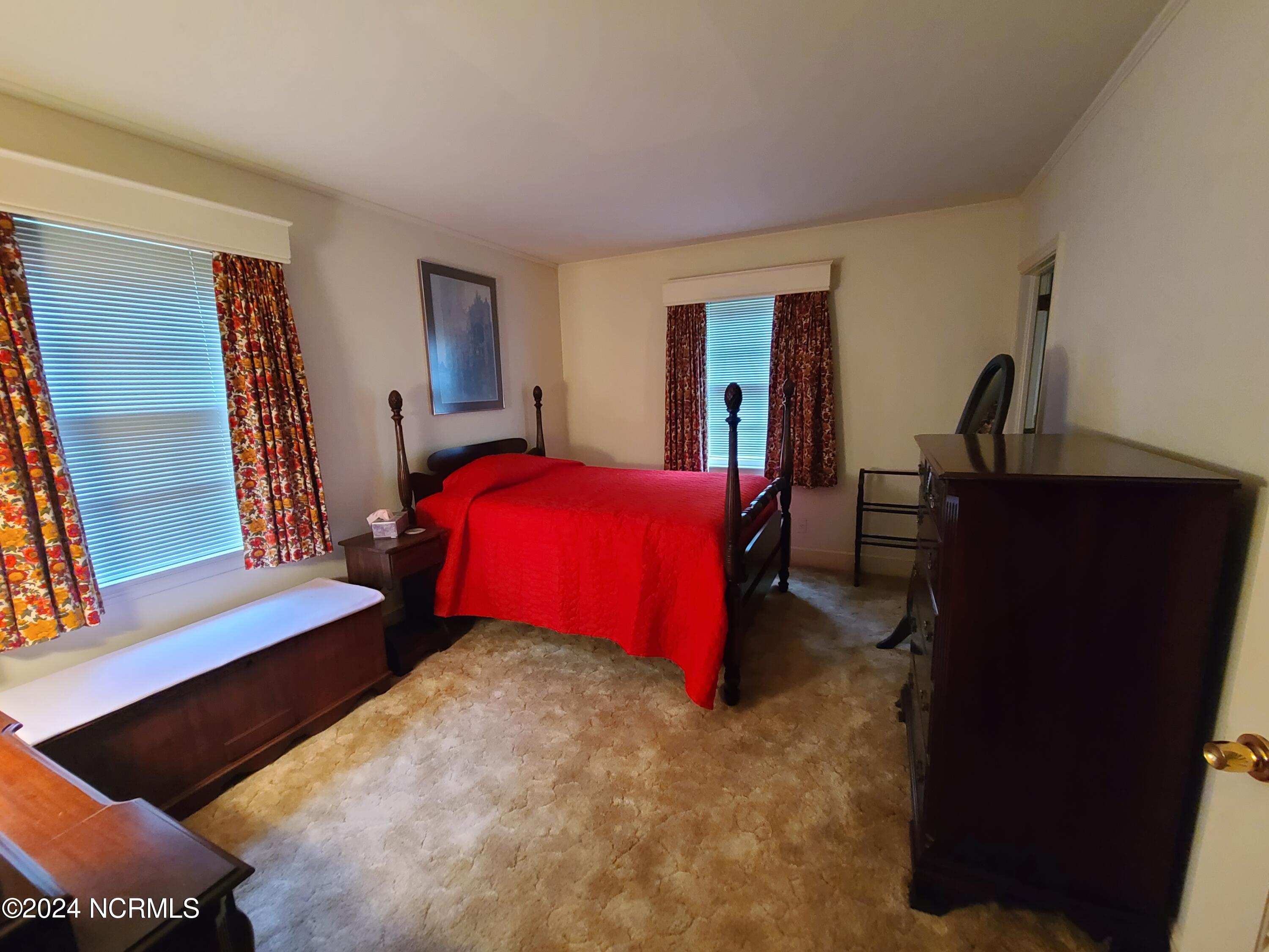 1904 Sedgefield Drive Property Photo 30