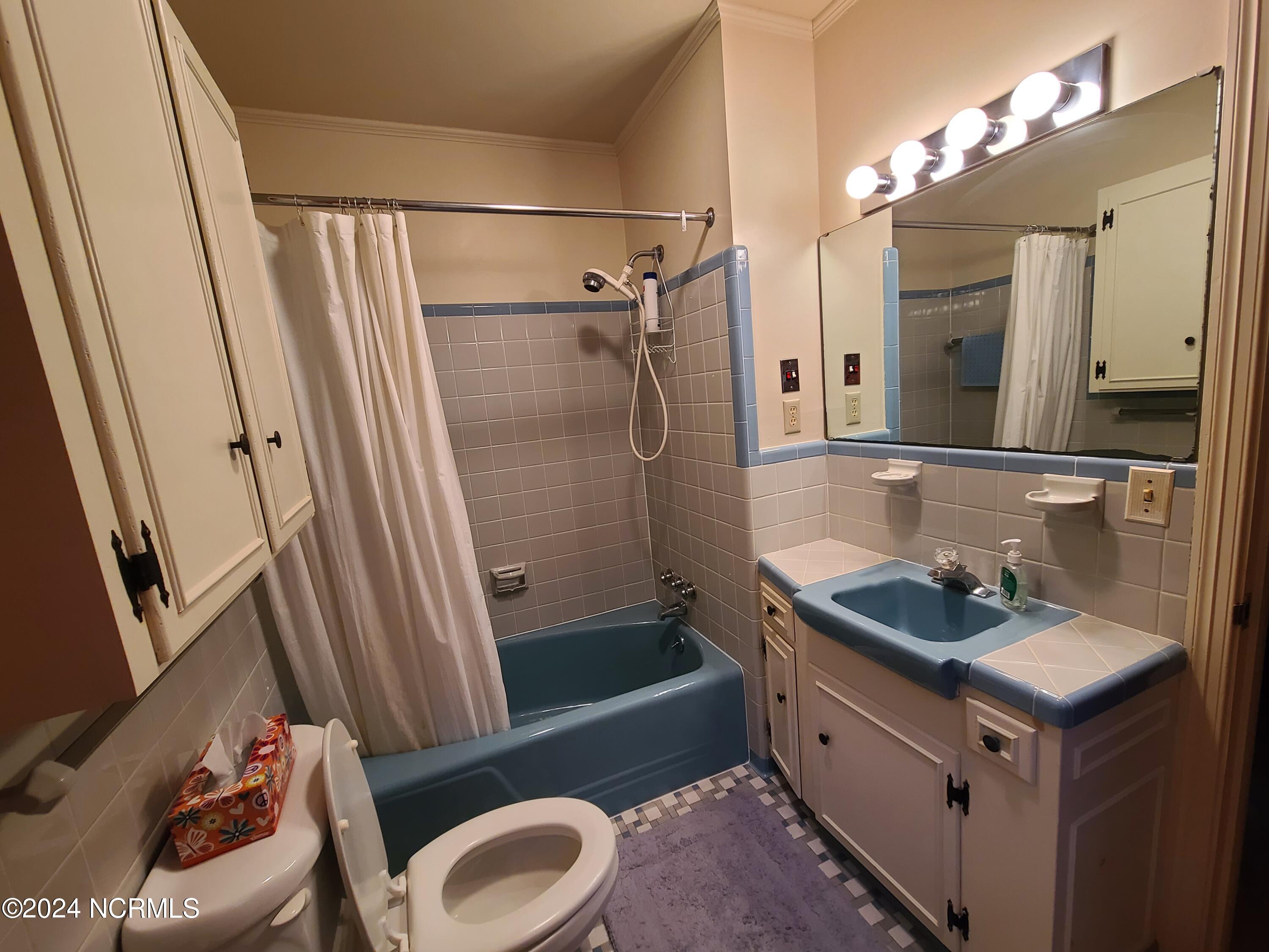 1904 Sedgefield Drive Property Photo 32
