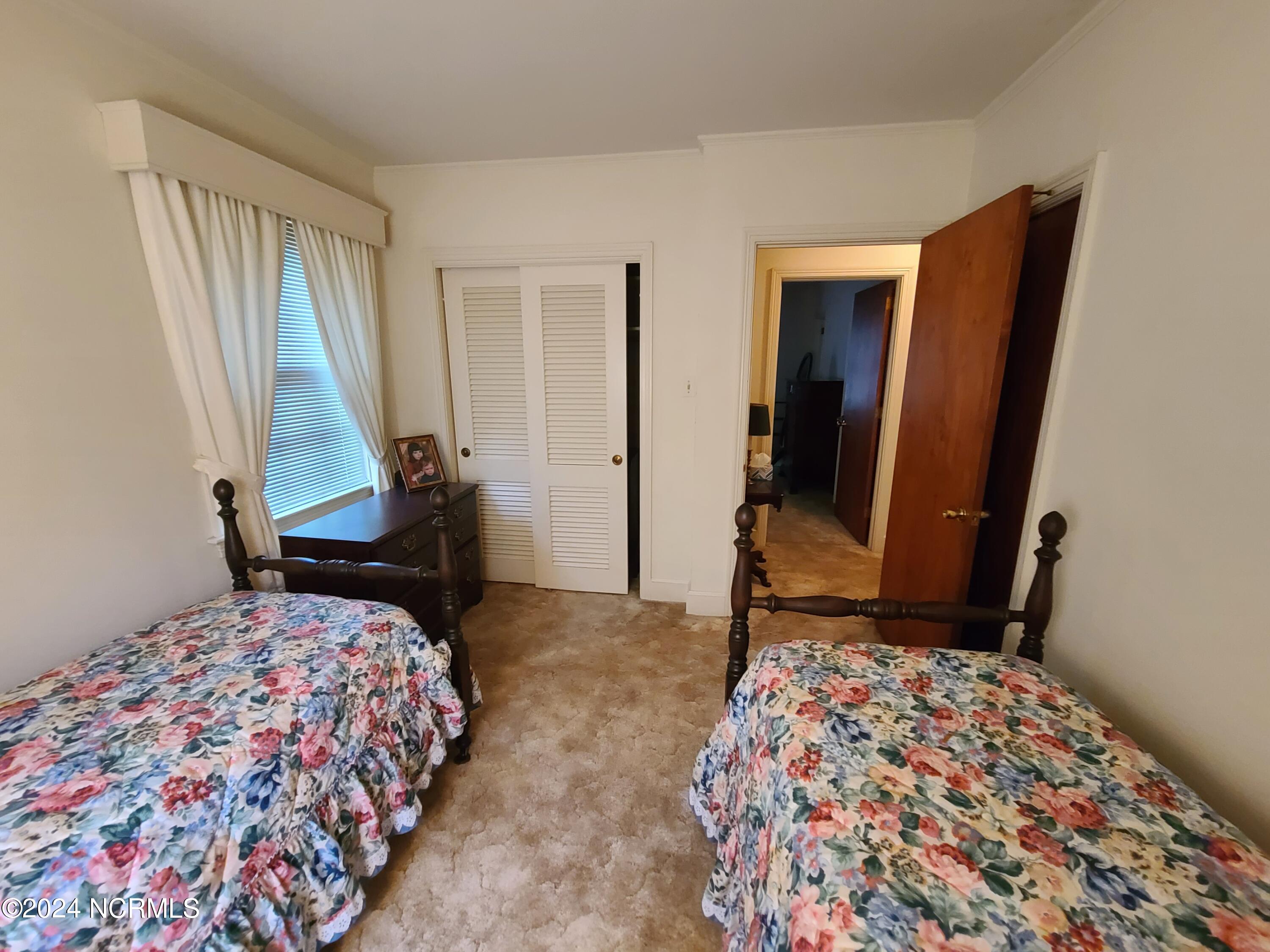 1904 Sedgefield Drive Property Photo 37