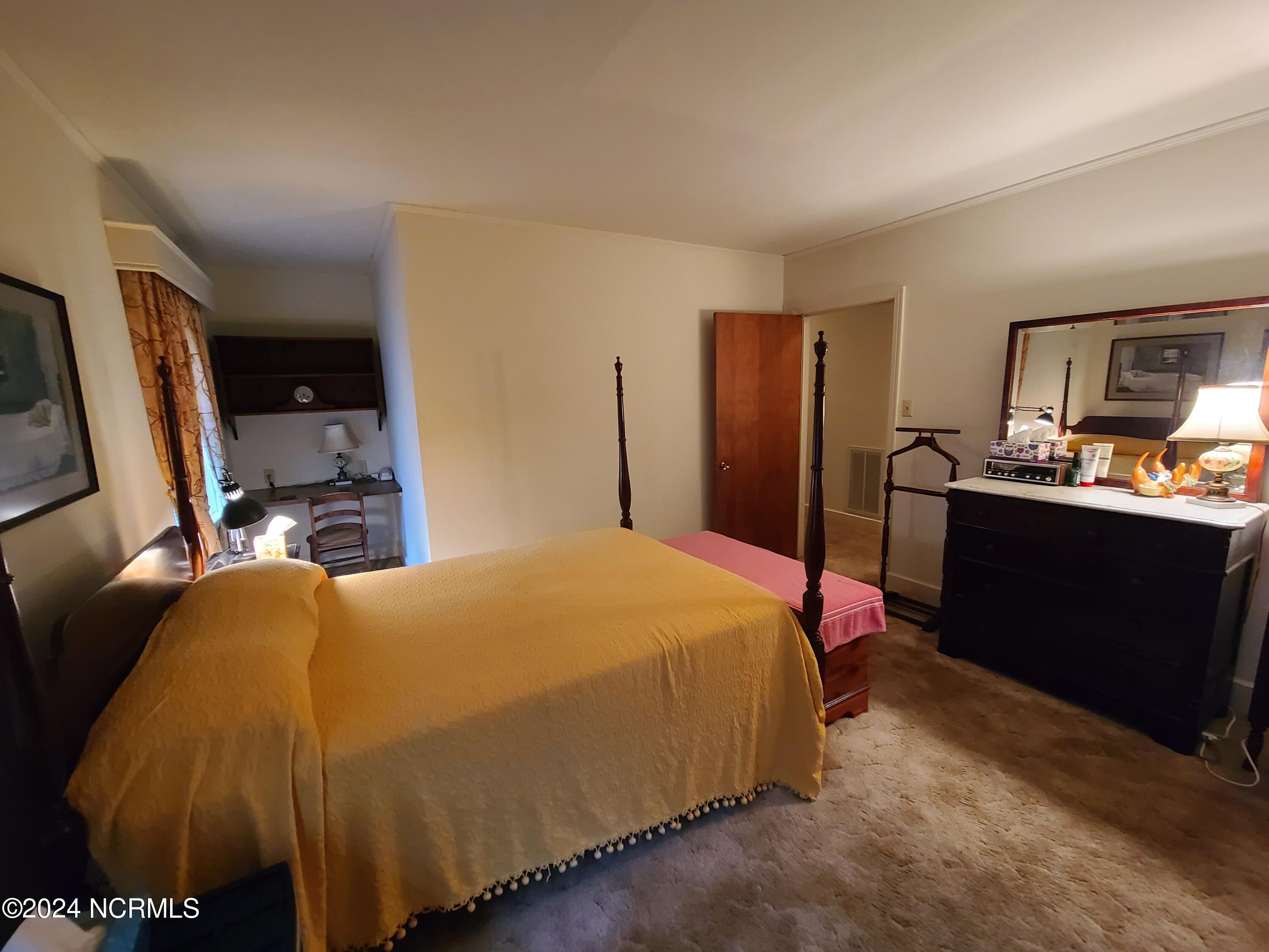 1904 Sedgefield Drive Property Photo 40