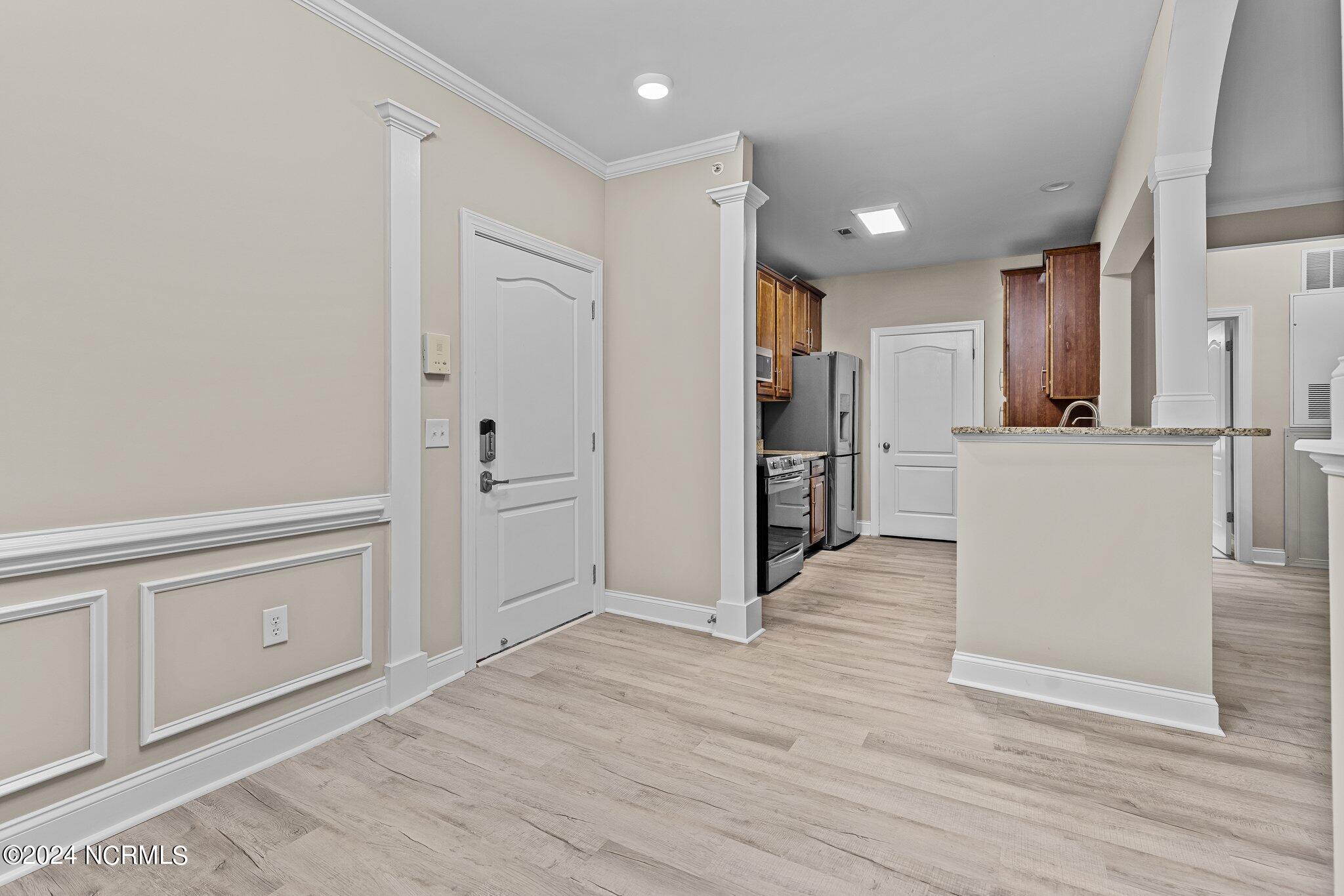 2810 Bedford Green Drive 304 Property Photo 21