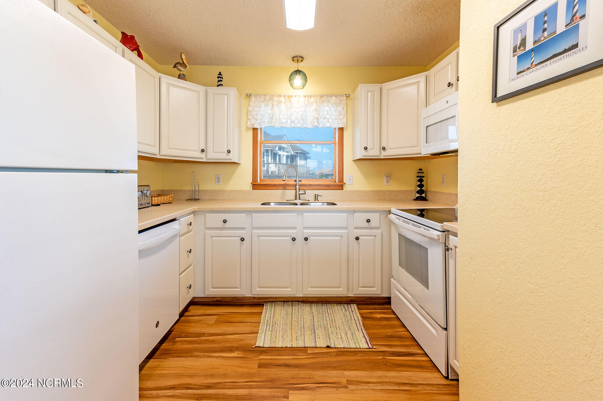 39307 Wahoo Circle Property Photo 12