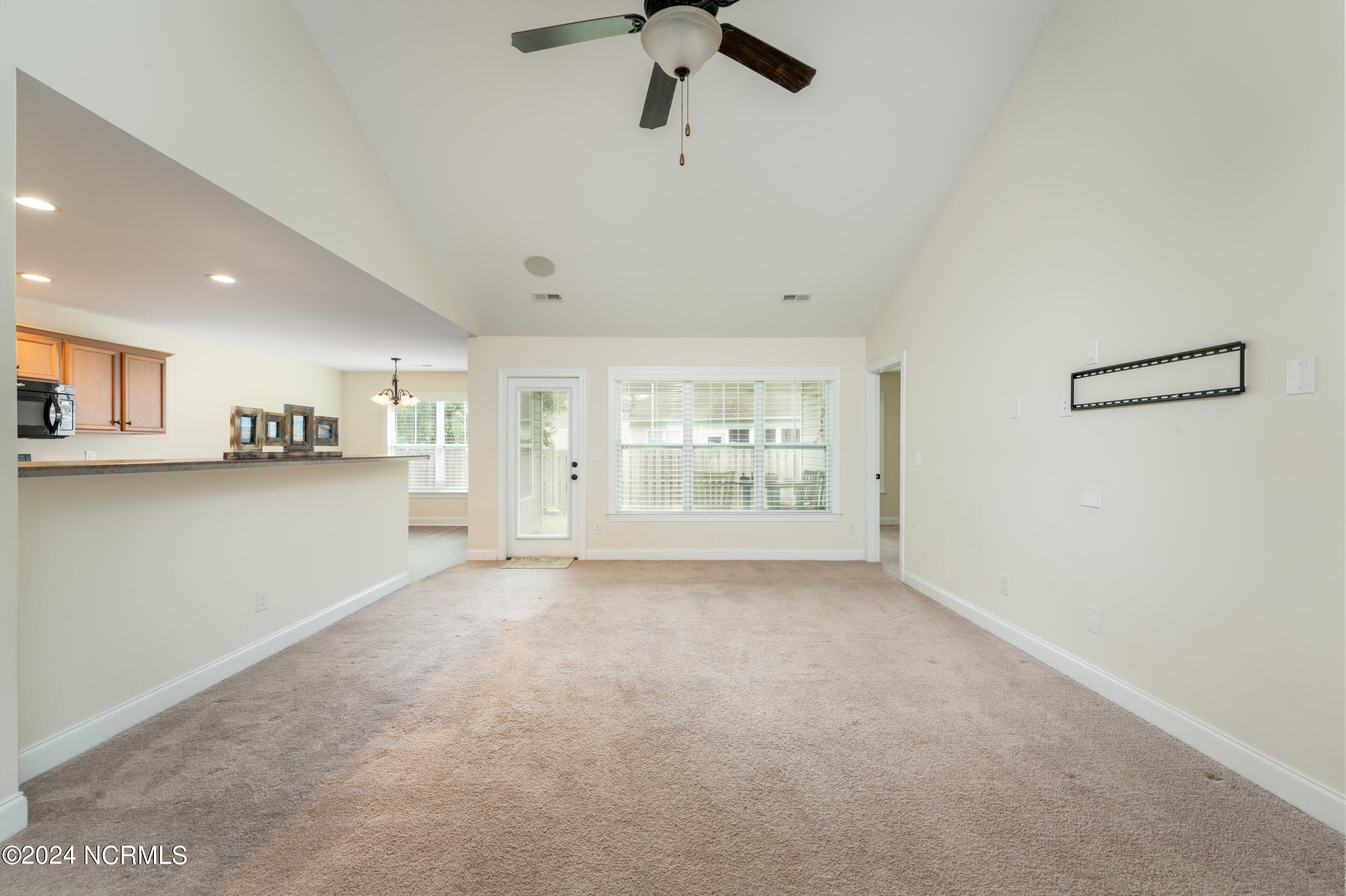 1269 Clancy Drive Property Photo 5