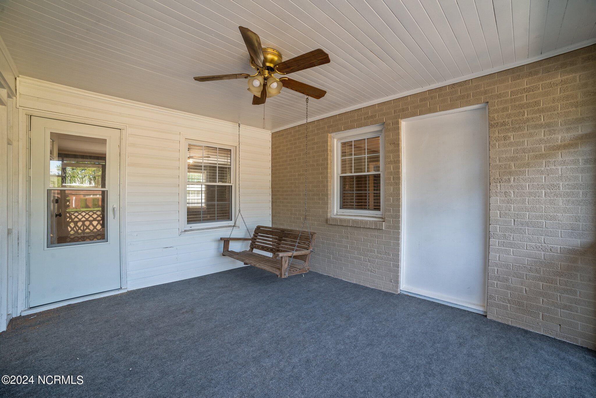 105 Circle Drive Property Photo 35