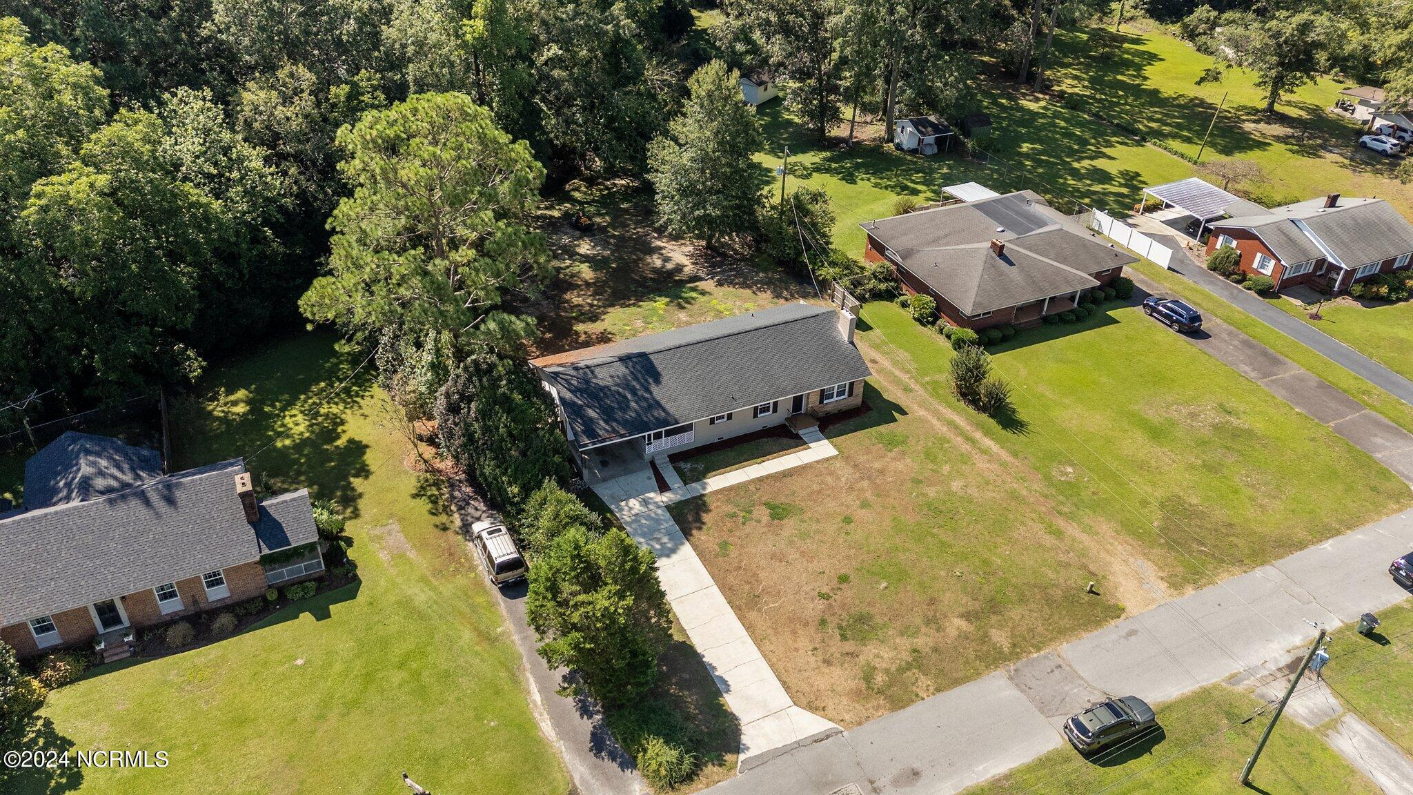 105 Circle Drive Property Photo 44
