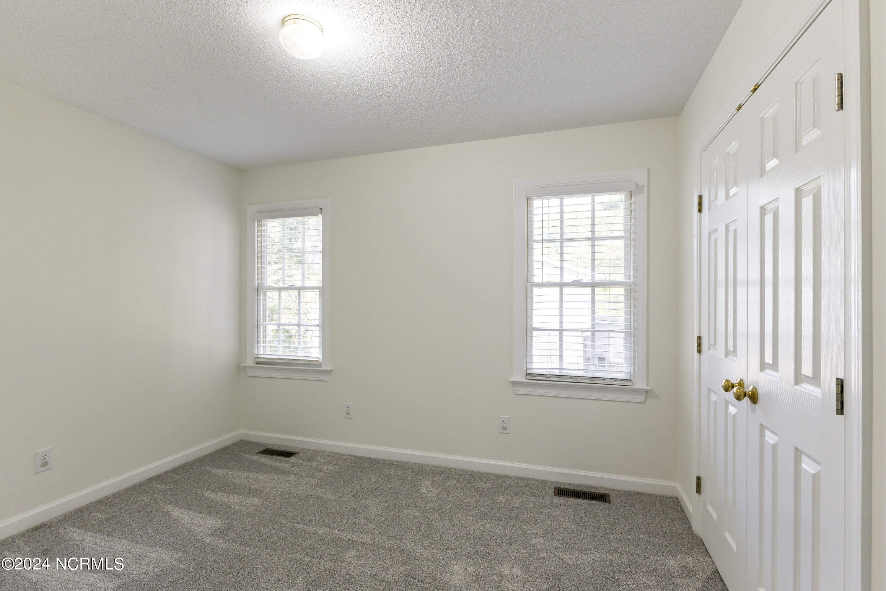 502 Westwood Circle Property Photo 10