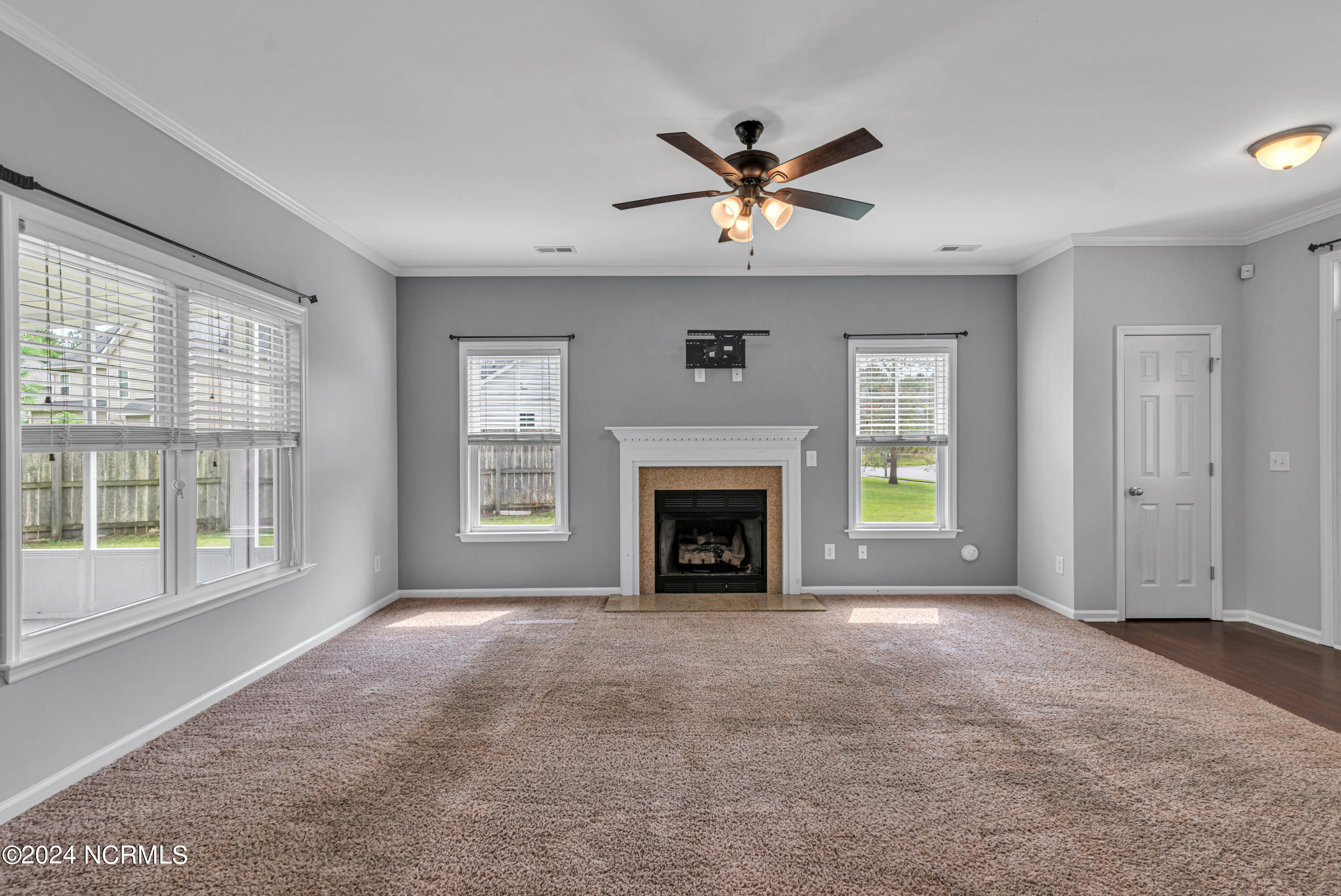 114 Stone Gate Property Photo 10