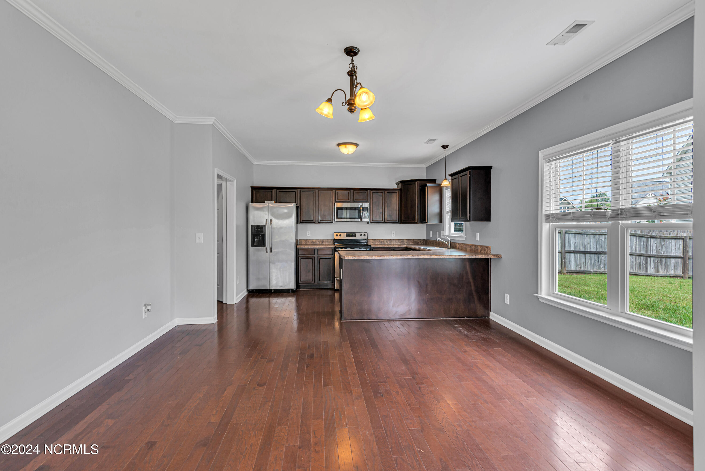 114 Stone Gate Property Photo 14