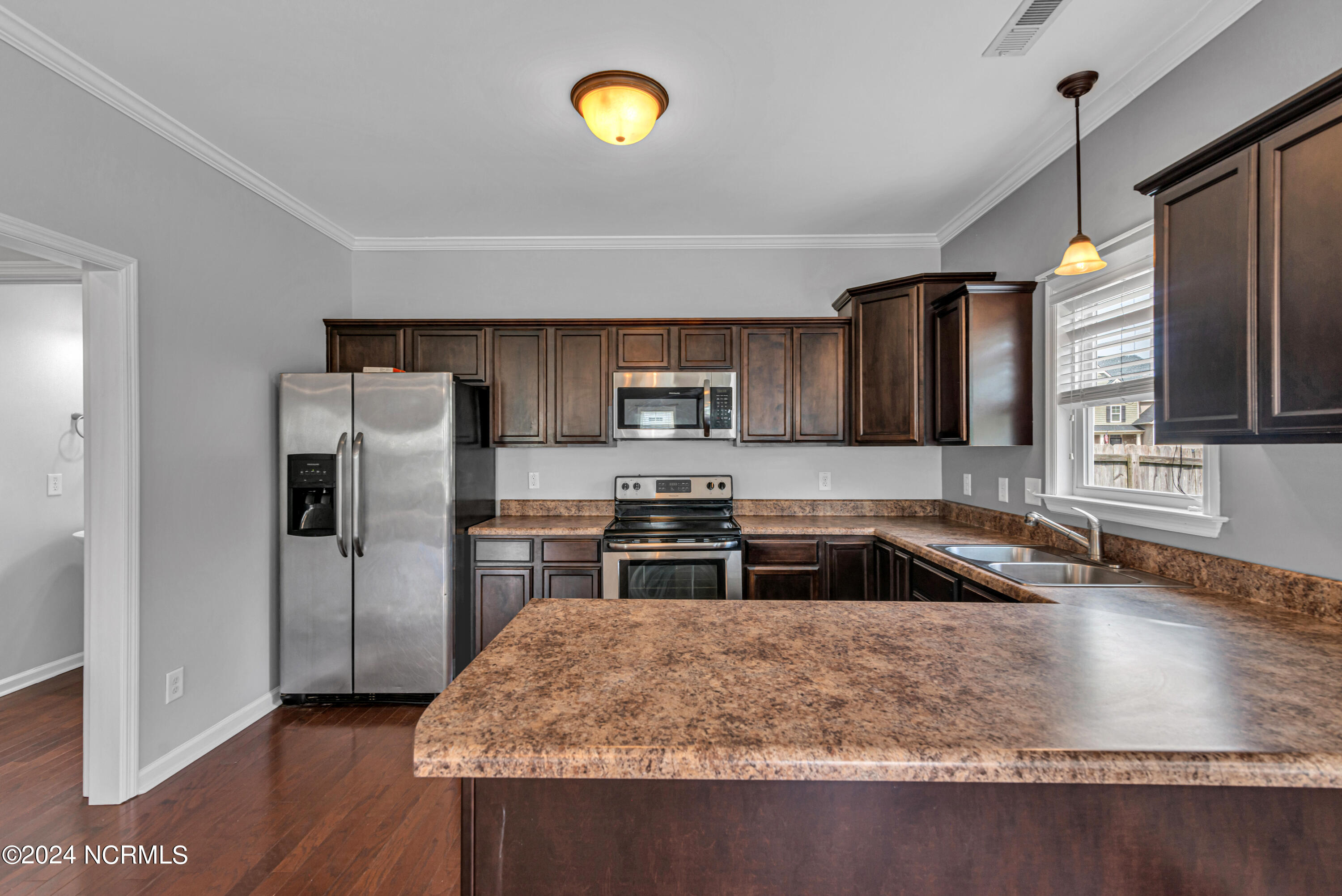 114 Stone Gate Property Photo 16