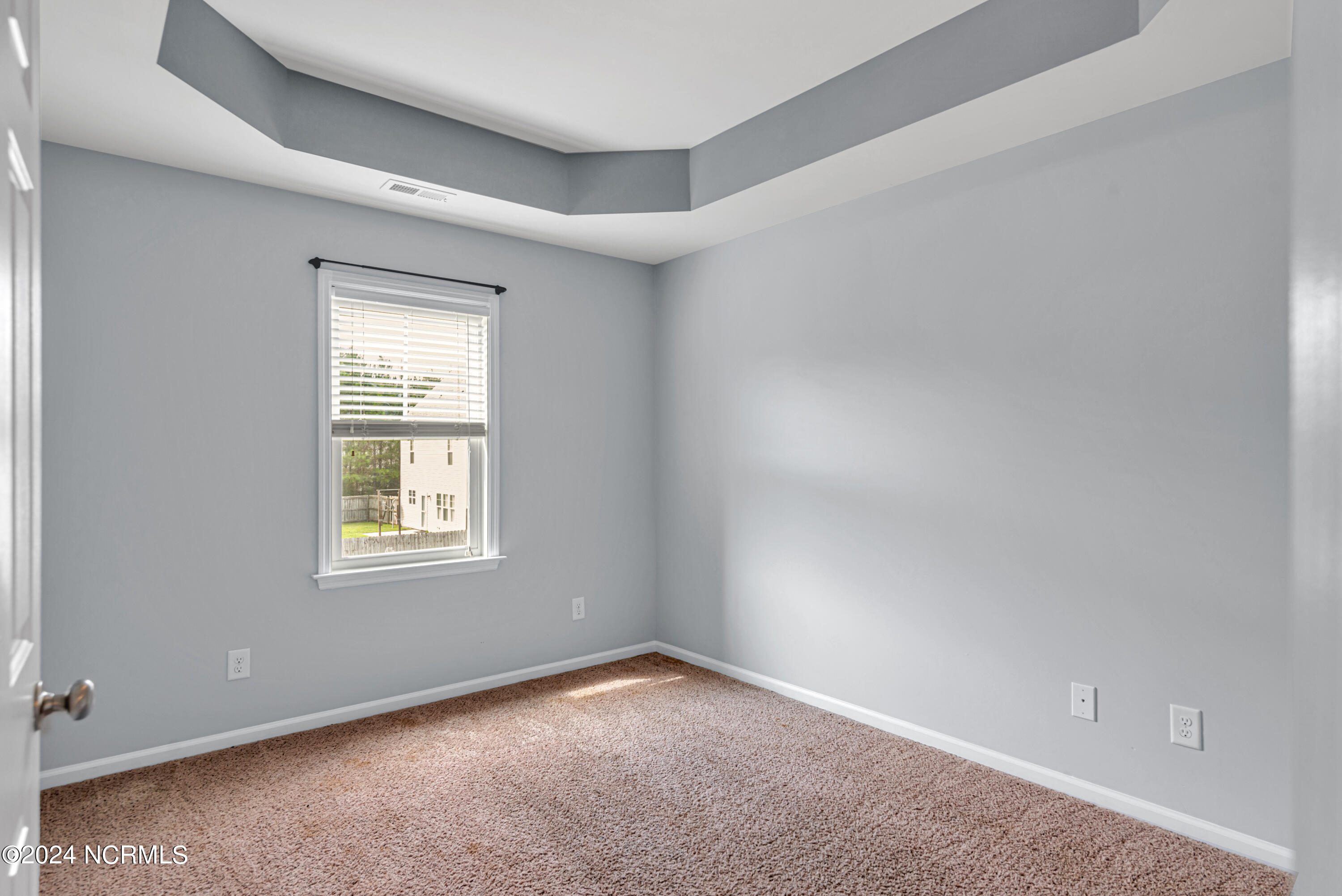 114 Stone Gate Property Photo 26