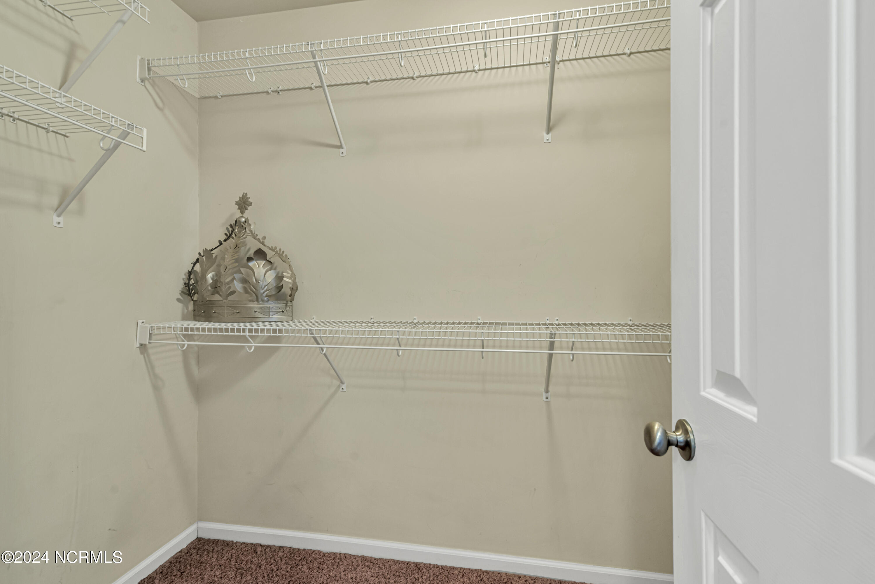 114 Stone Gate Property Photo 42