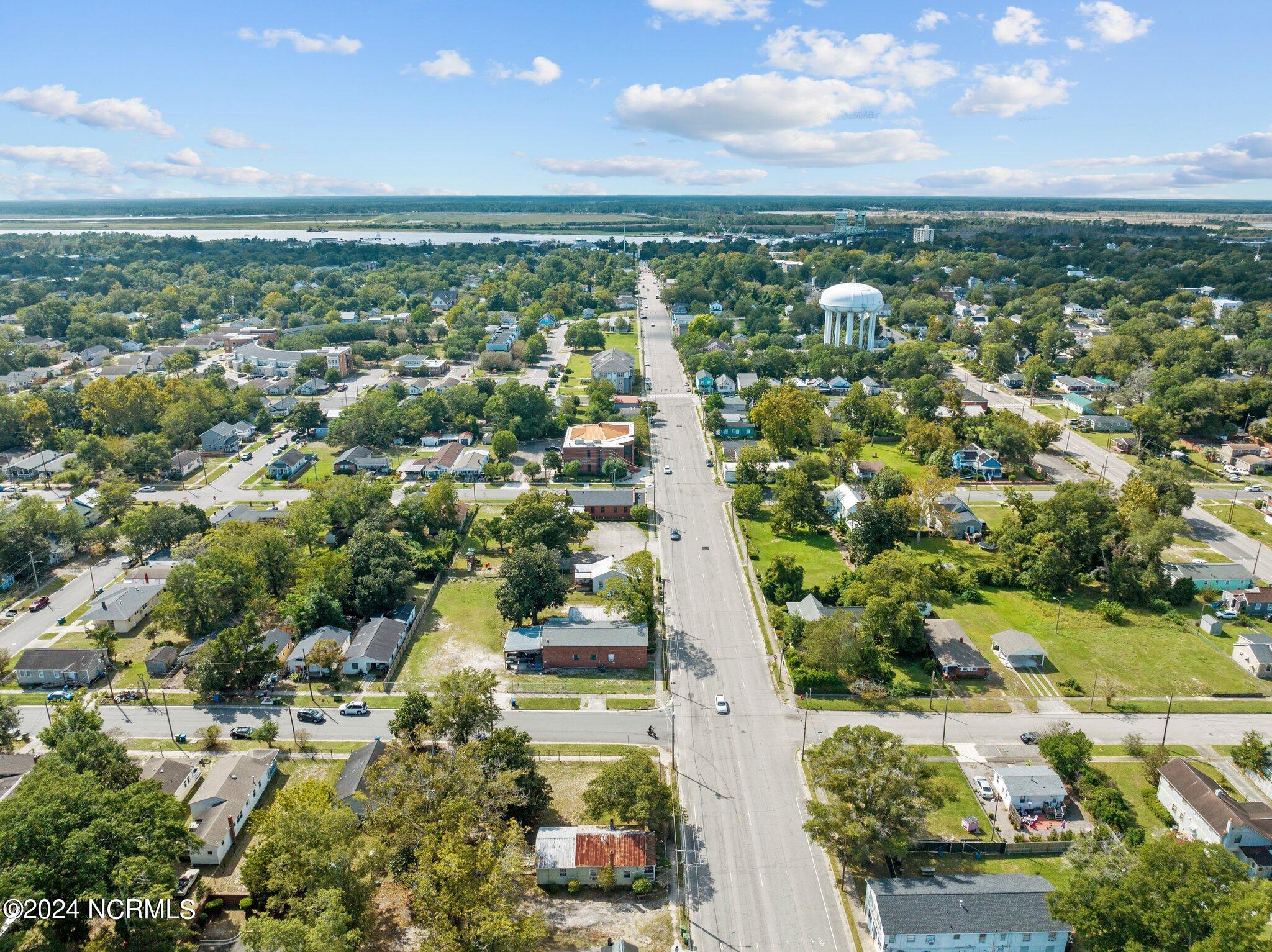1206 Dawson Street Property Photo 4