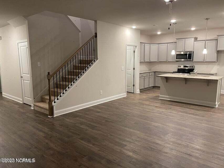 442 Seashore Street Property Photo 5