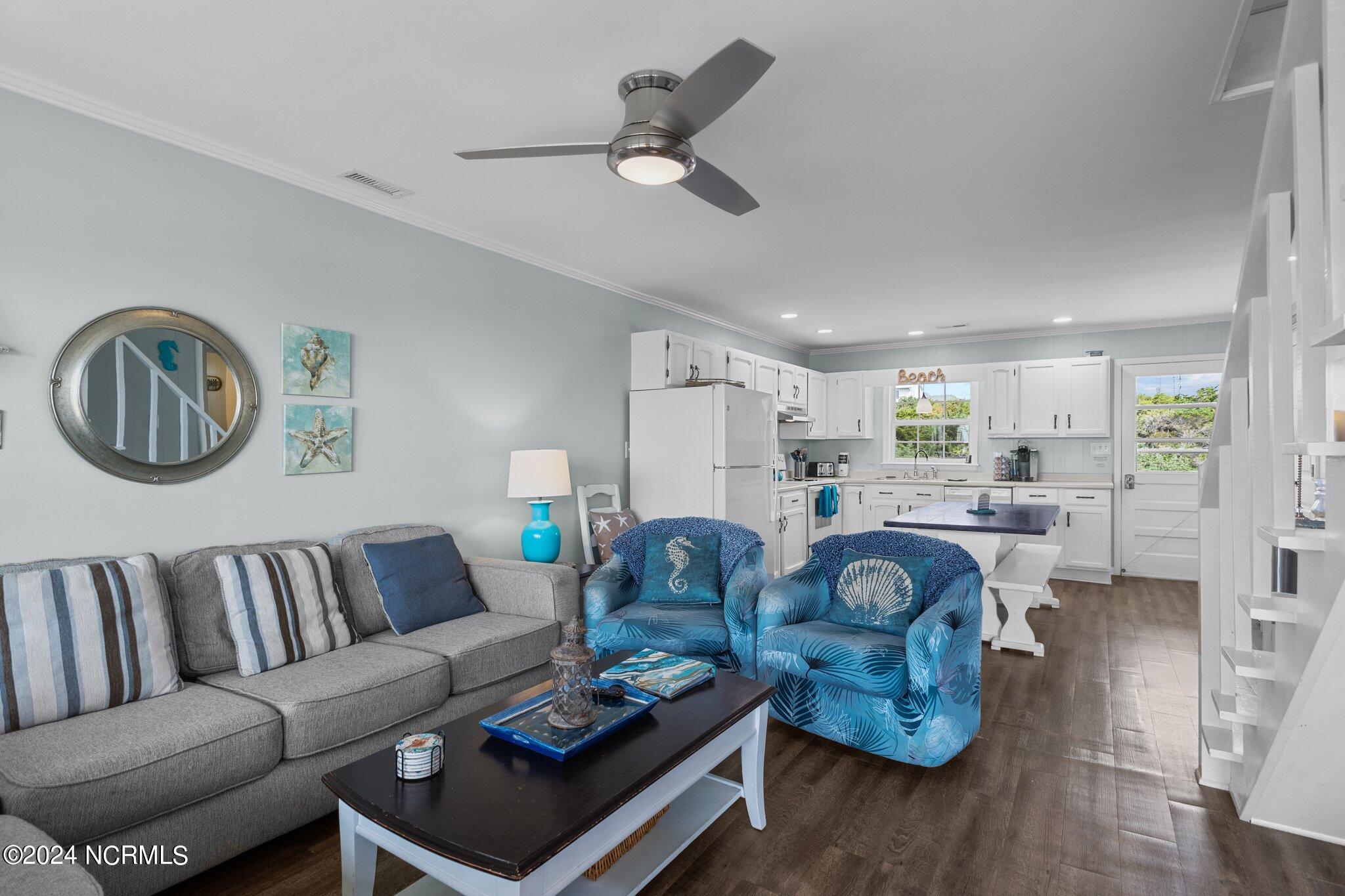 5213 Ocean Drive E&w Property Photo 6