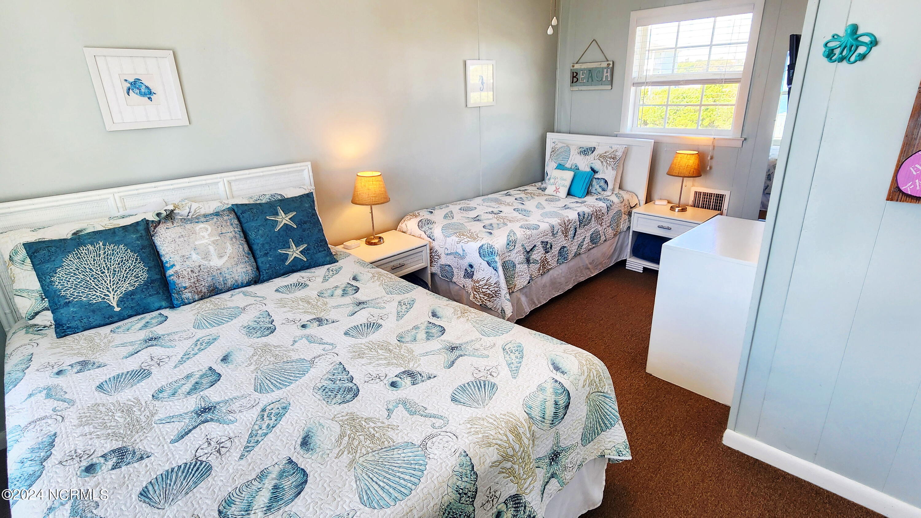 5213 Ocean Drive E&w Property Photo 29
