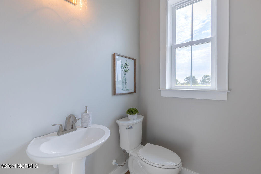 107 Regency Circle Property Photo 13
