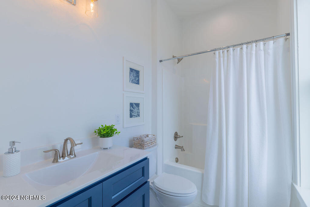 107 Regency Circle Property Photo 22