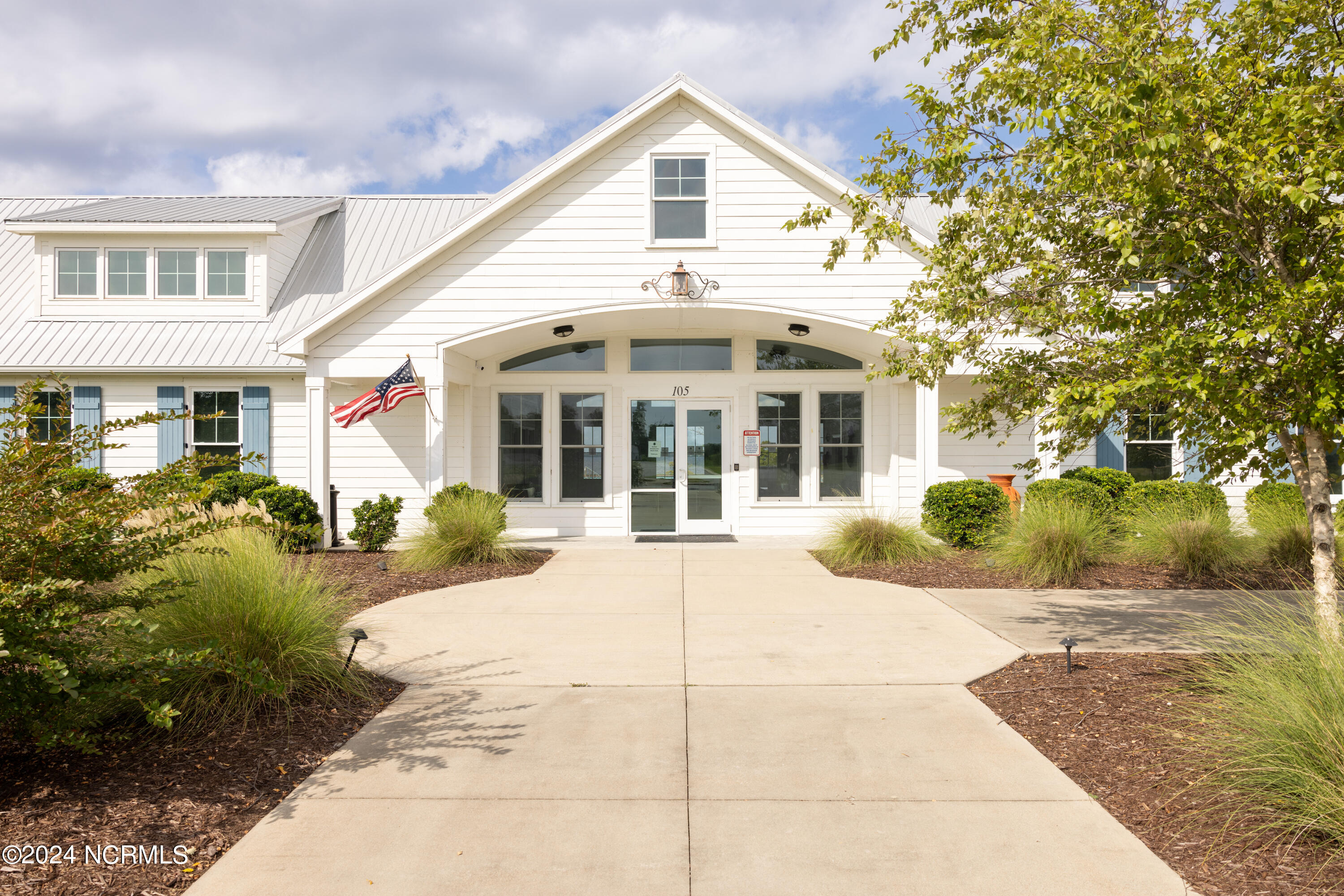107 Regency Circle Property Photo 38