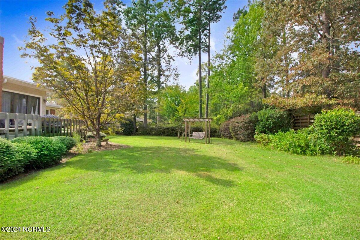 1803 Sedgefield Drive Property Photo 6