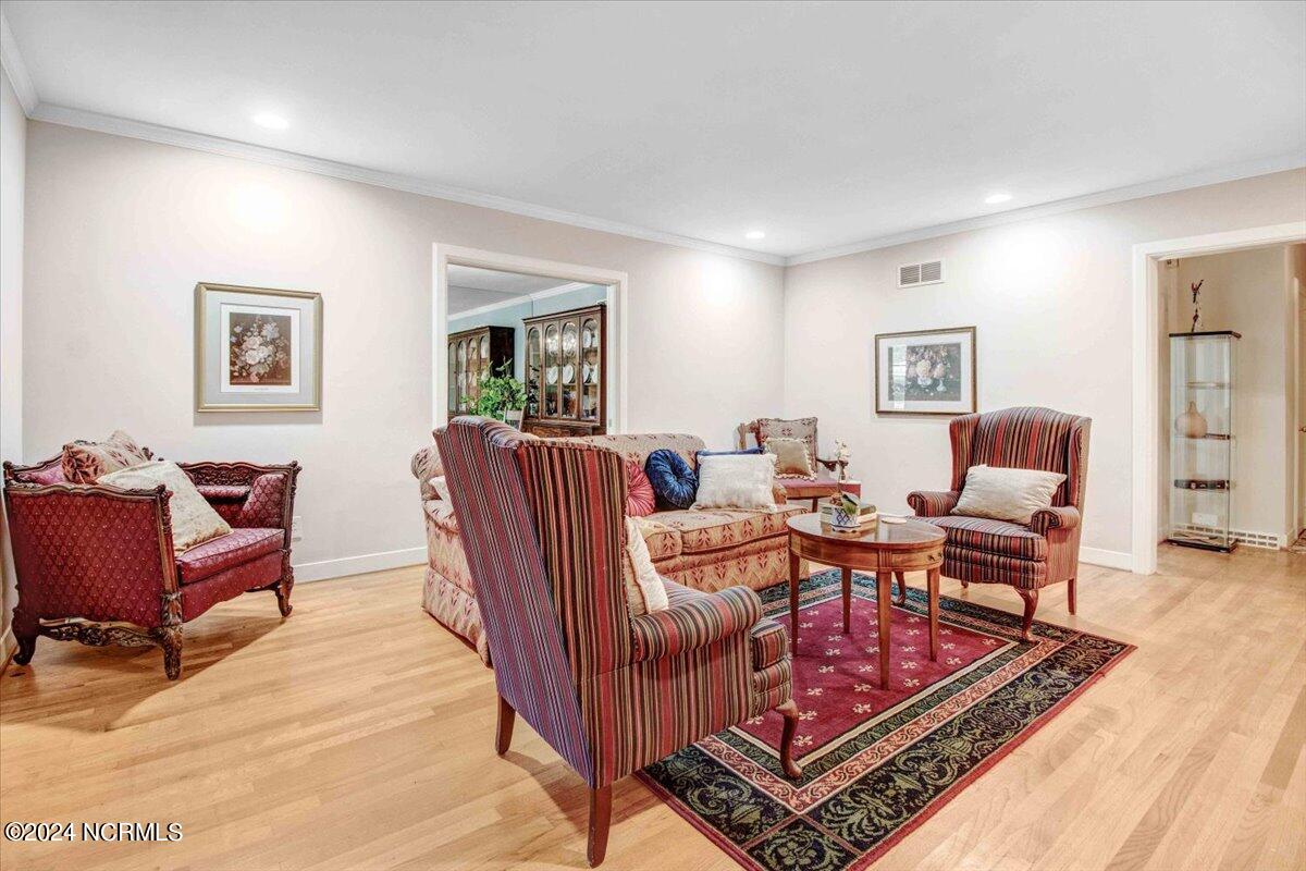 1803 Sedgefield Drive Property Photo 13