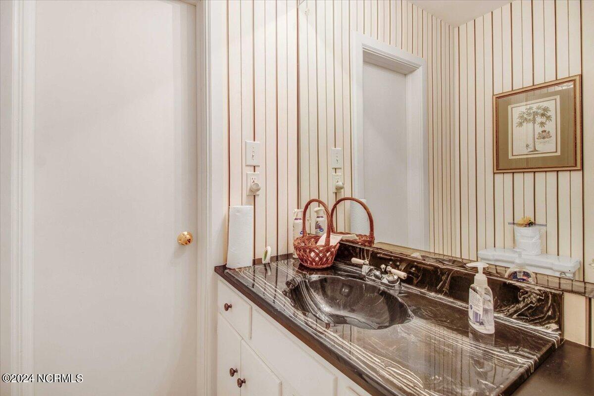 1803 Sedgefield Drive Property Photo 35
