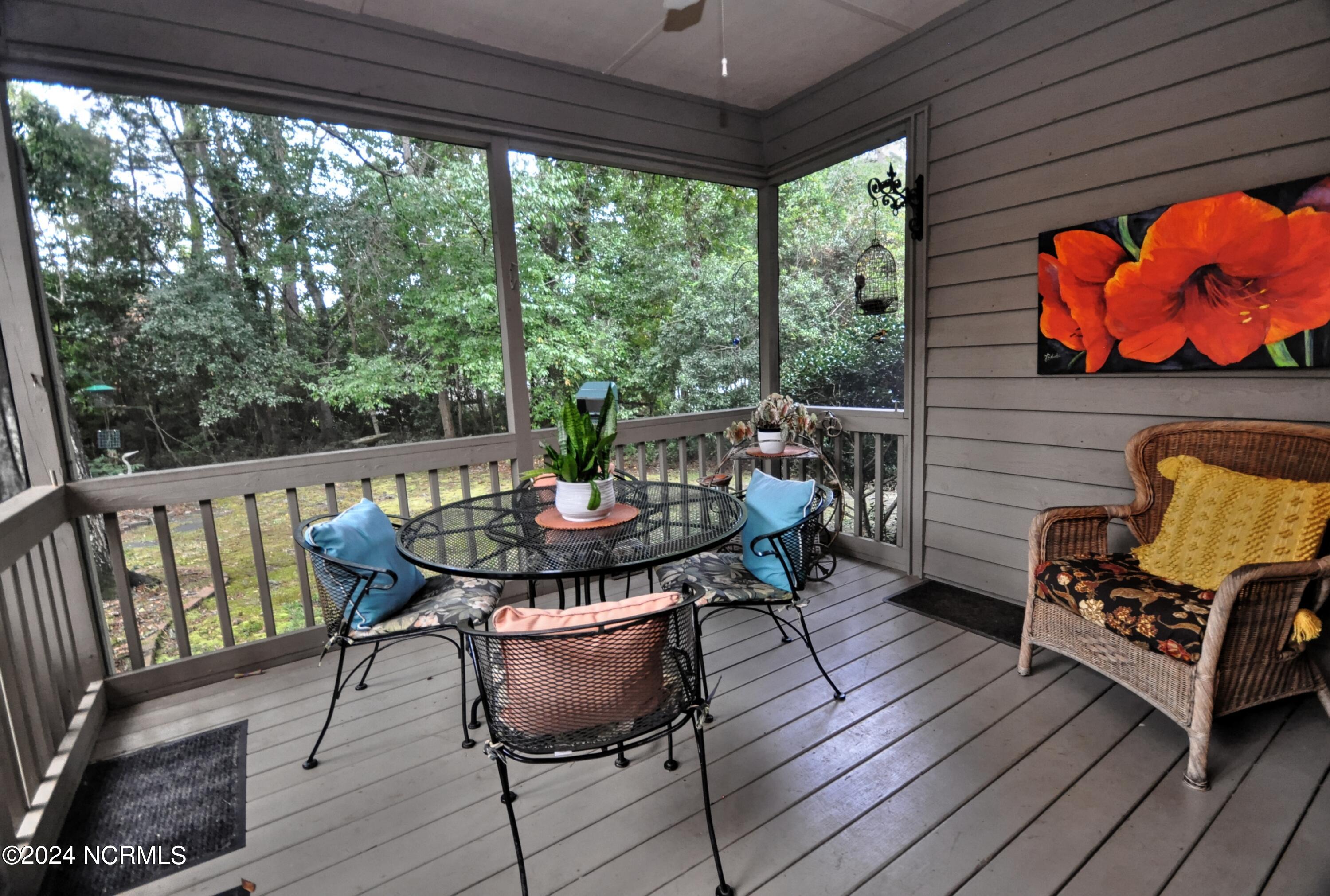 155 Edgewater Circle Property Photo 25
