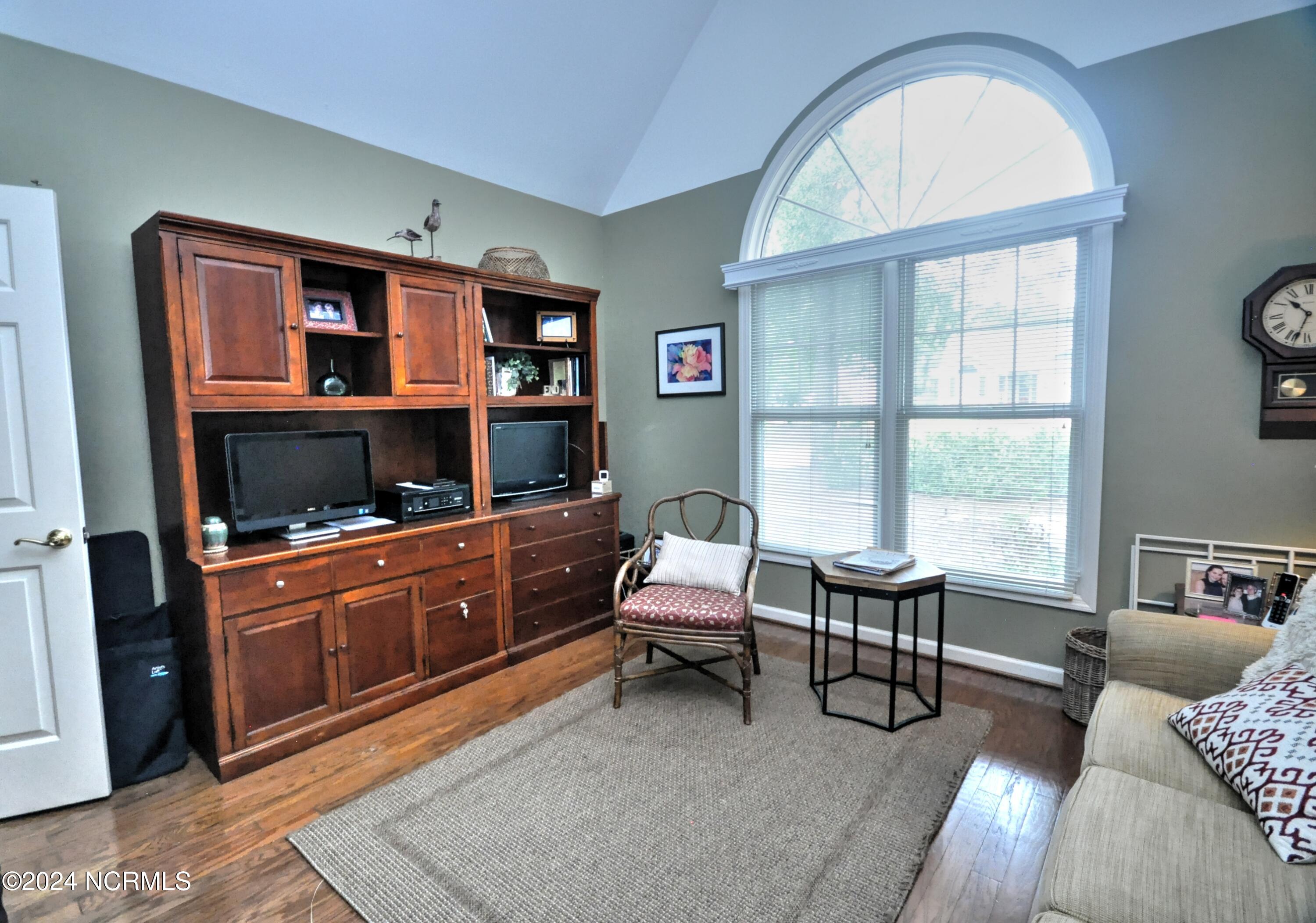 155 Edgewater Circle Property Photo 36