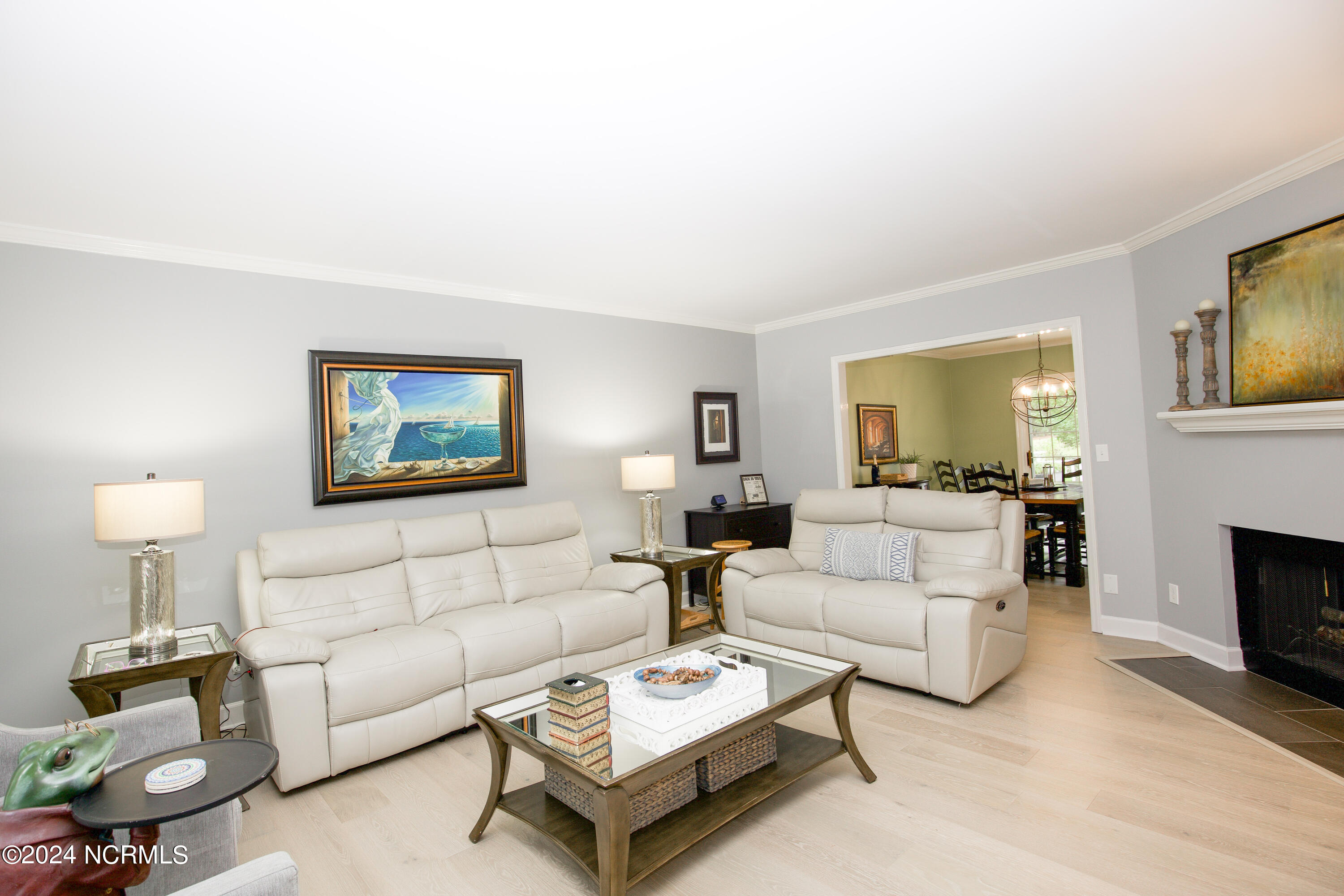 2 Colonial Pines Circle Property Photo 4