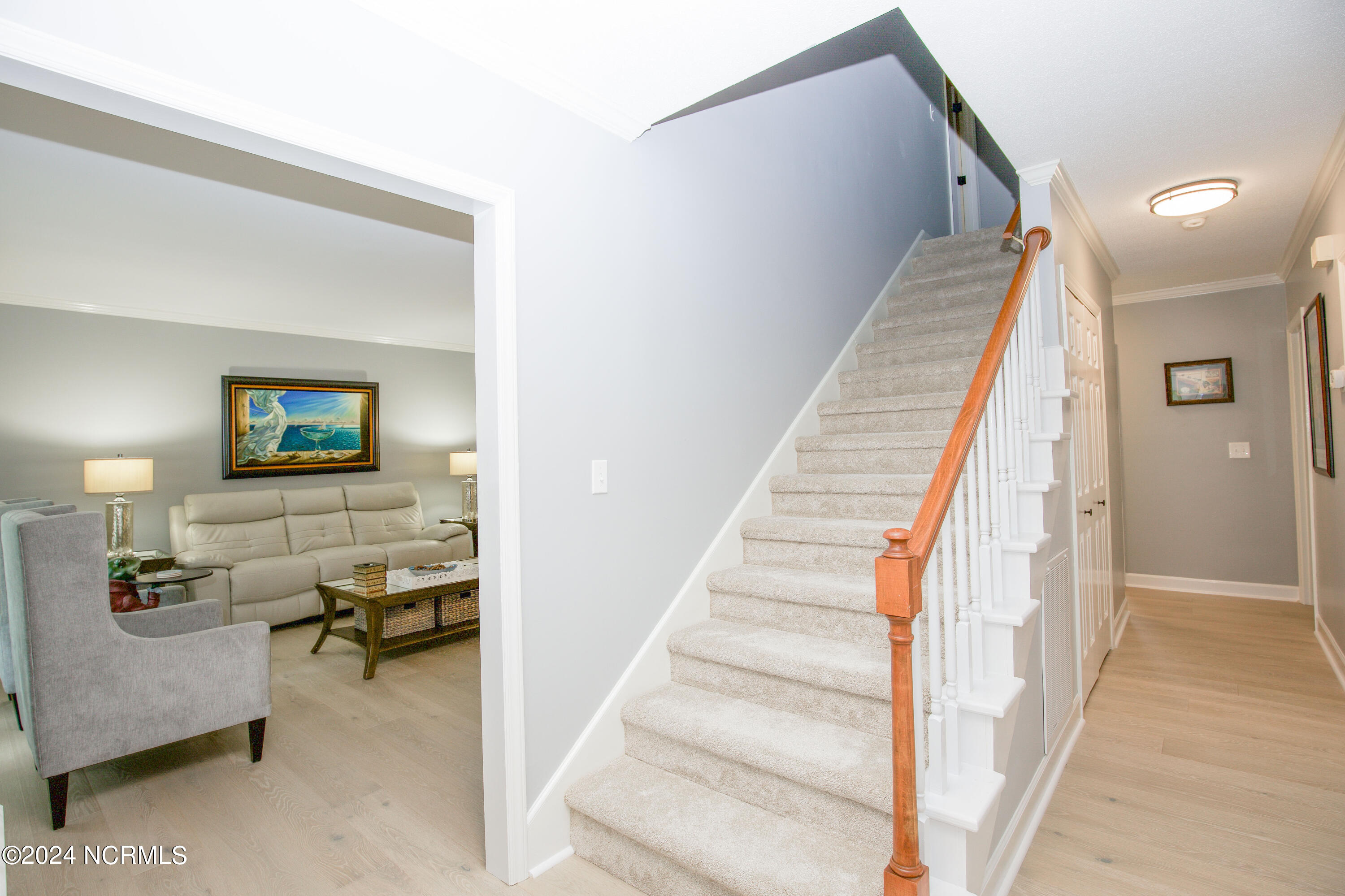 2 Colonial Pines Circle Property Photo 7