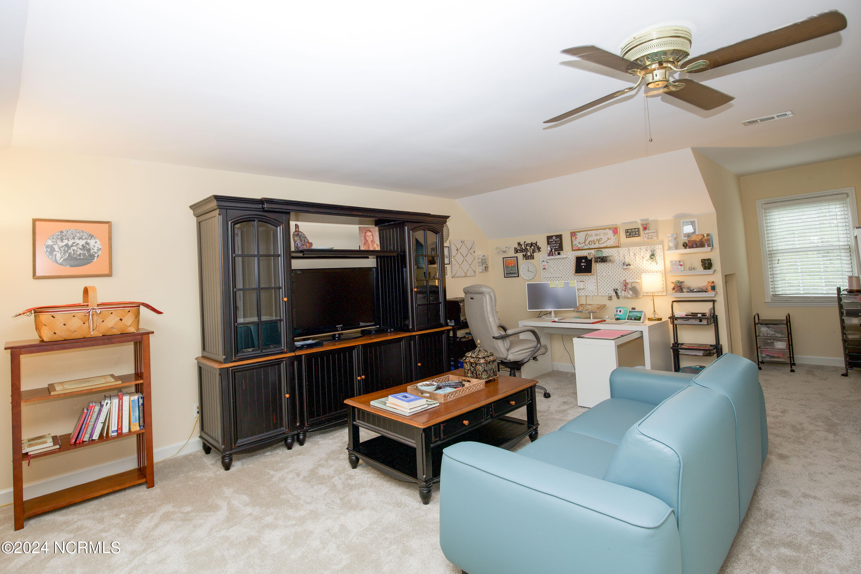 2 Colonial Pines Circle Property Photo 19