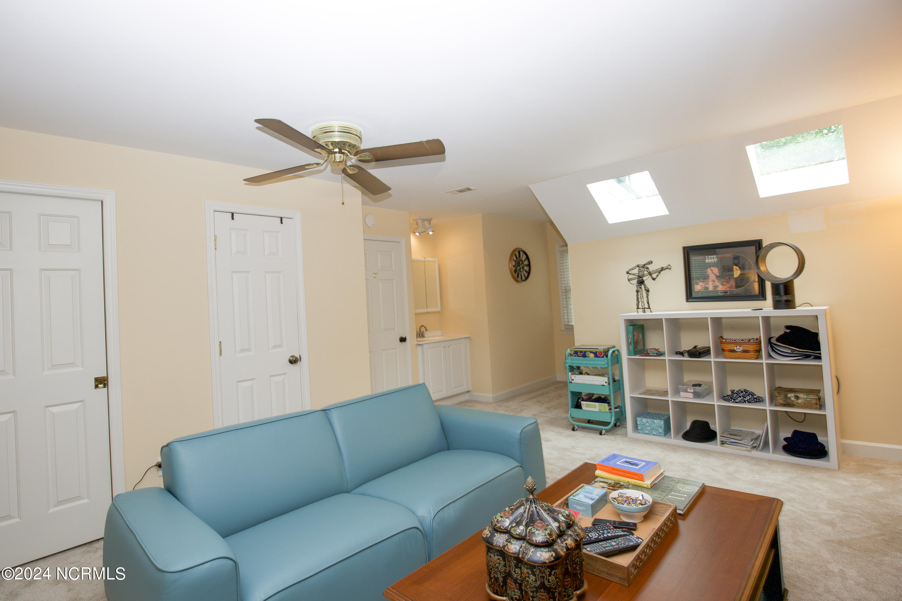 2 Colonial Pines Circle Property Photo 21