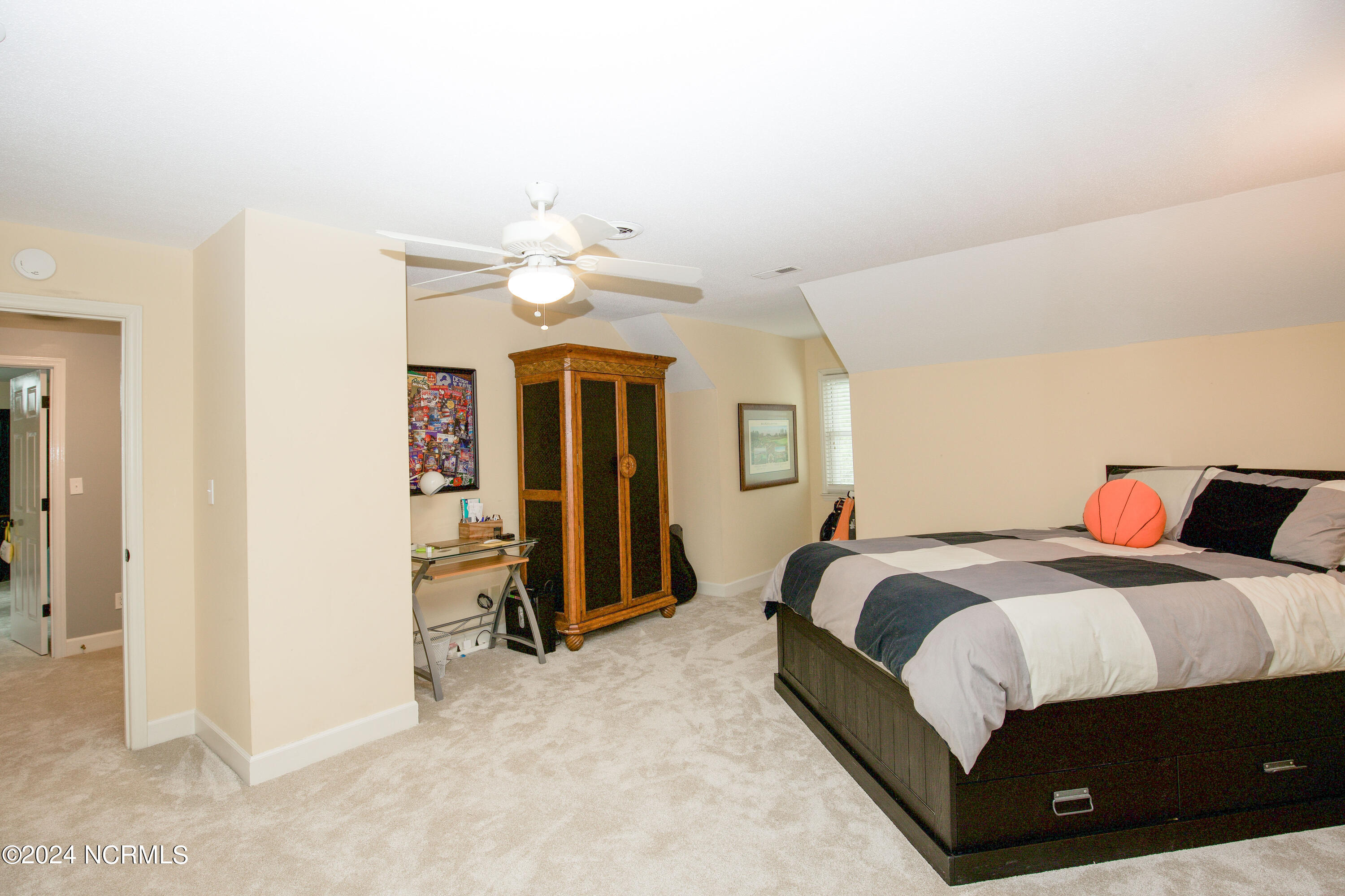 2 Colonial Pines Circle Property Photo 26