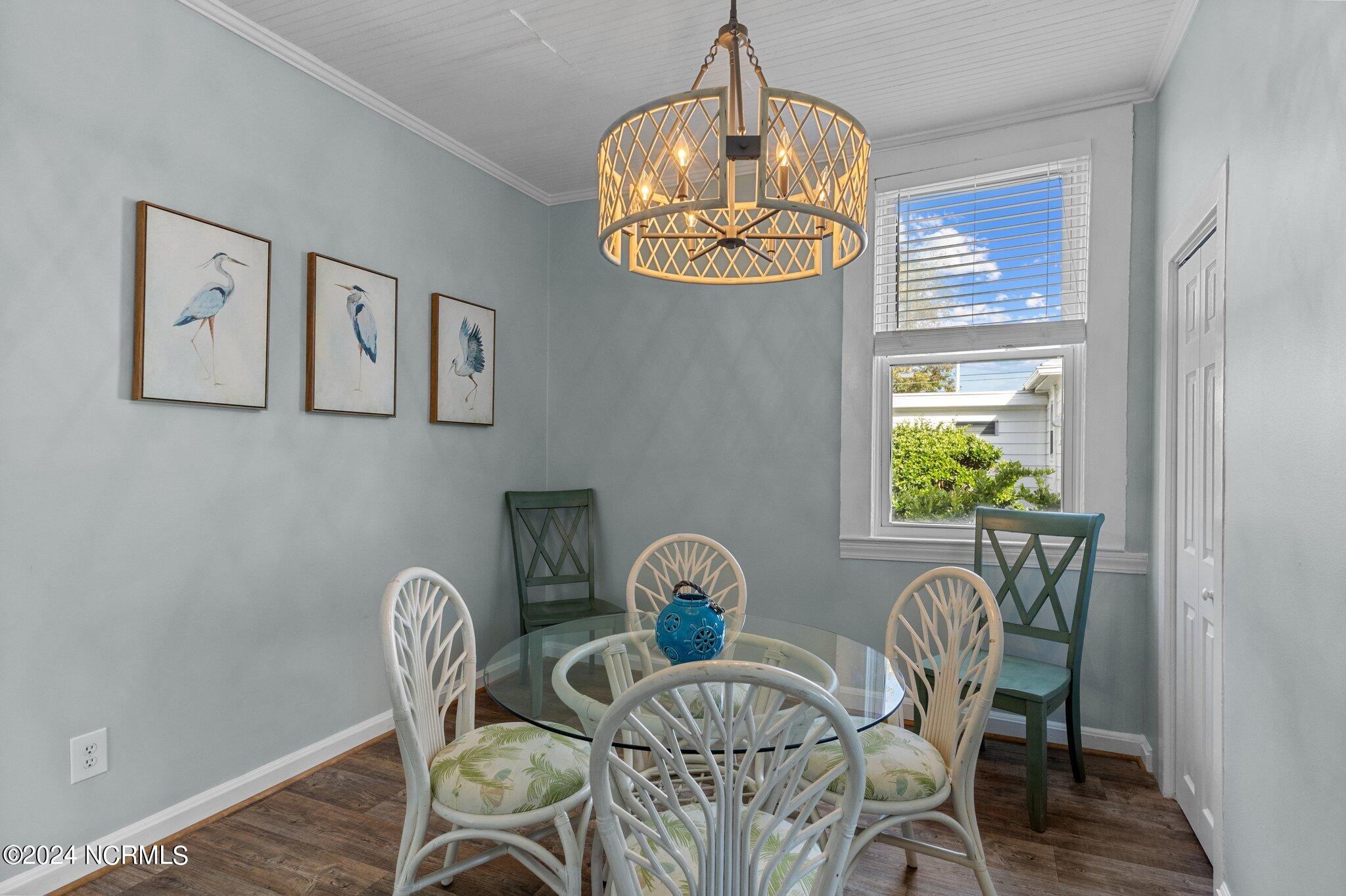 1406 Evans Street A Property Photo 6
