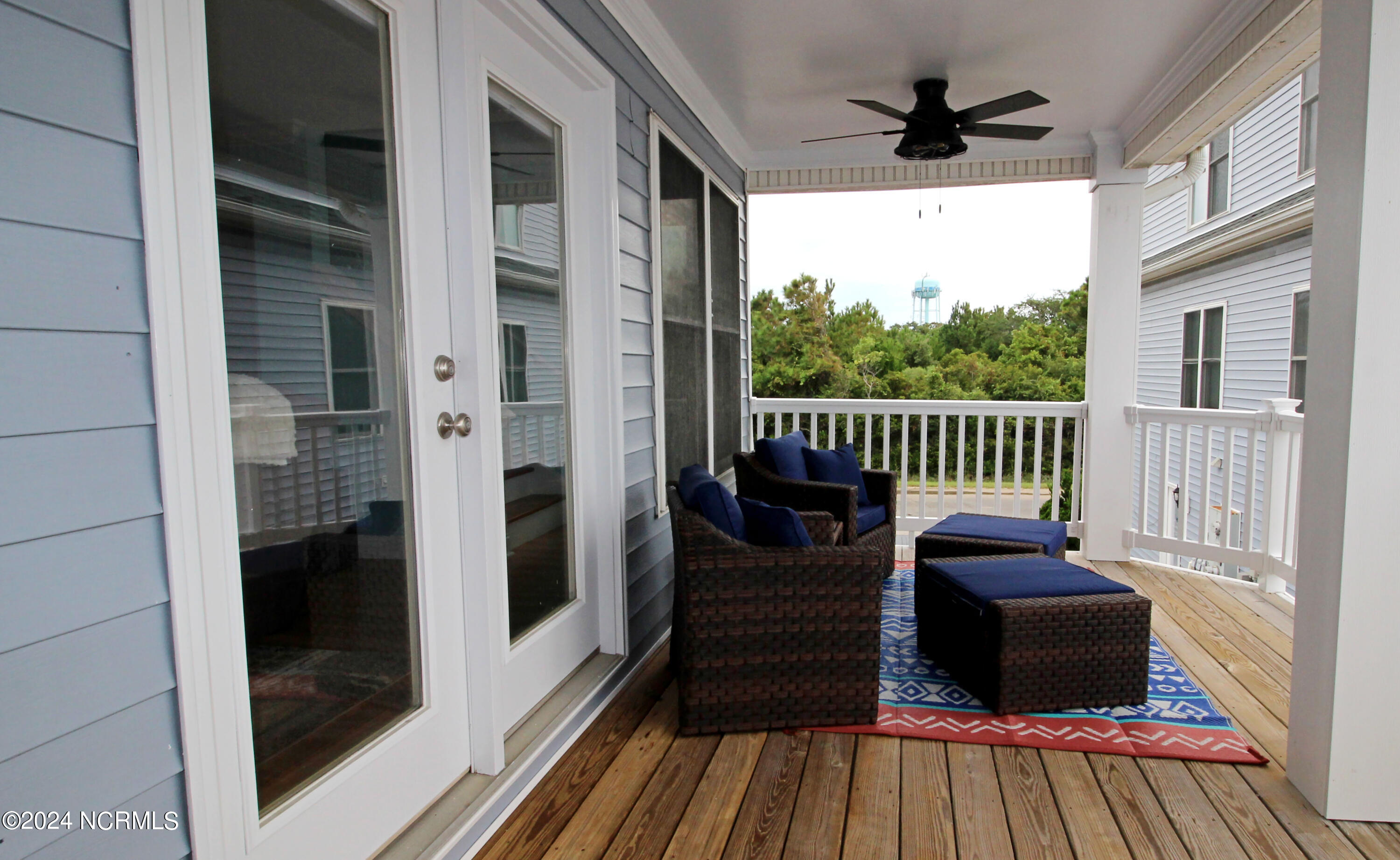 5016 E Oak Island Drive 8 Property Photo 5