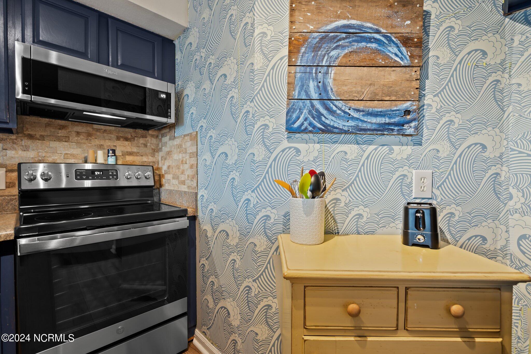 1600 Canal Drive A-20 Property Photo 13