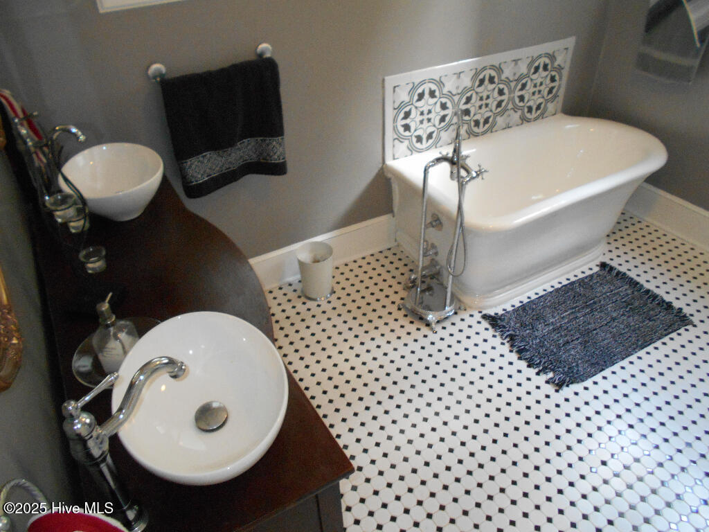 601 Saint Patrick Street Property Photo 35