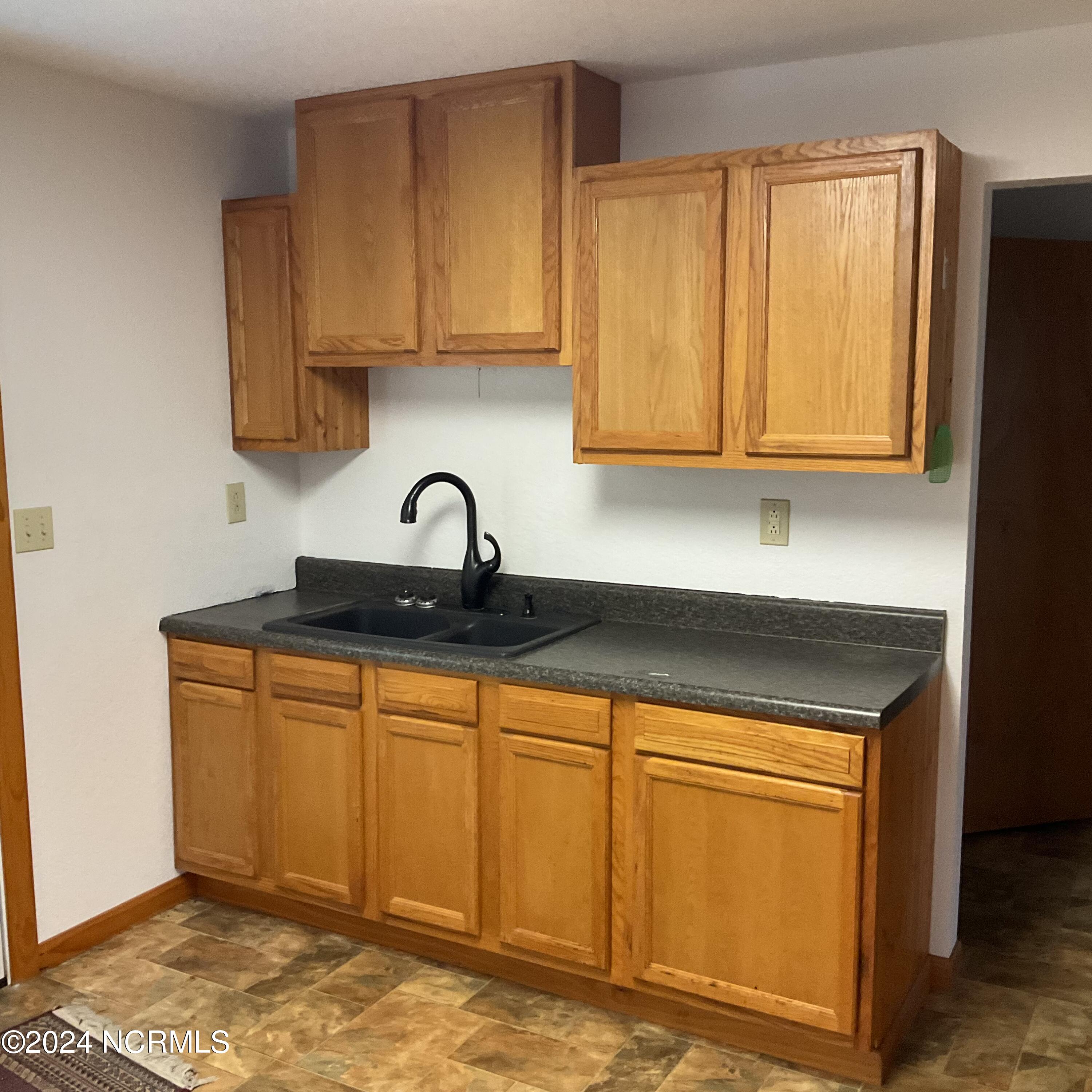 310 Poyners Road Property Photo 7