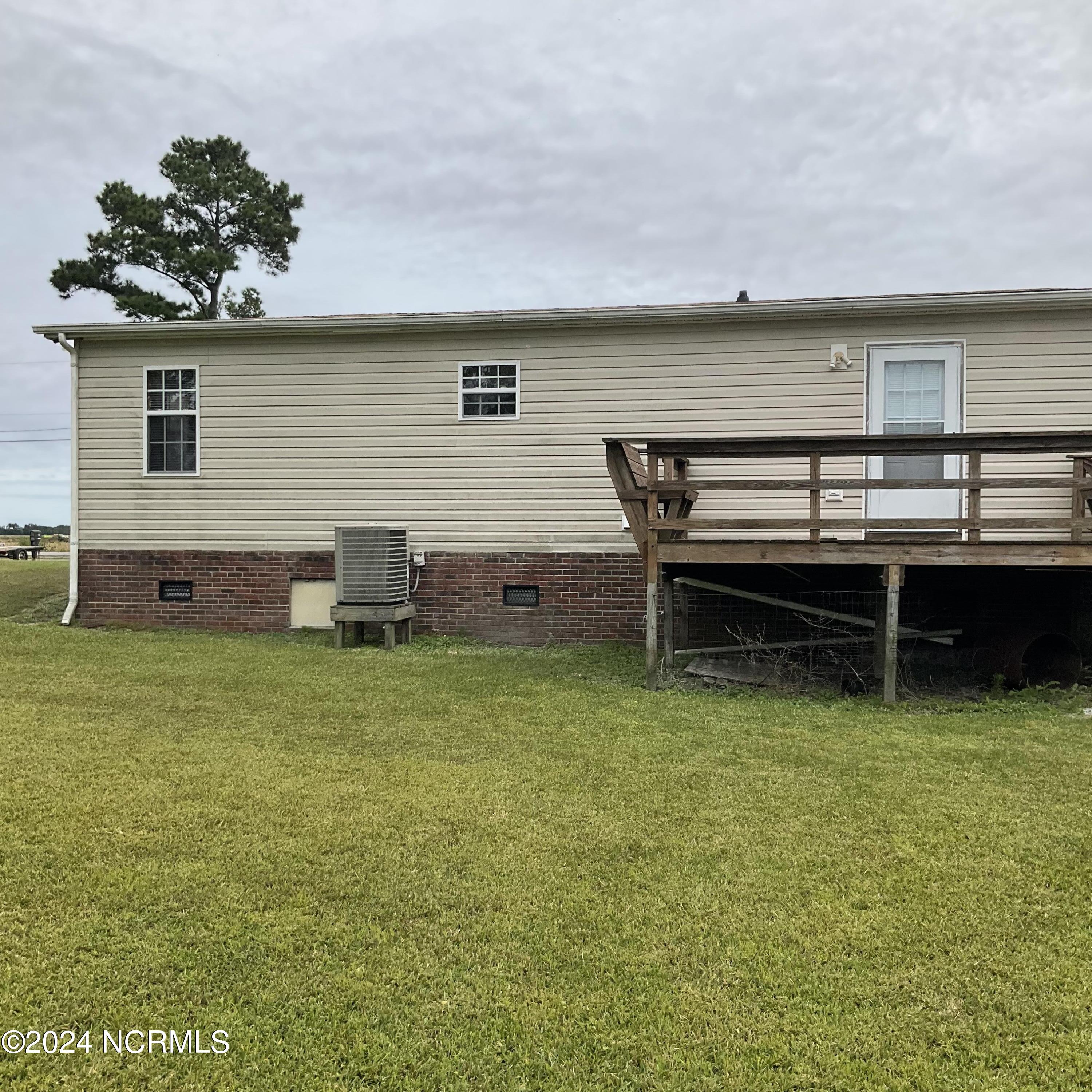 310 Poyners Road Property Photo 15