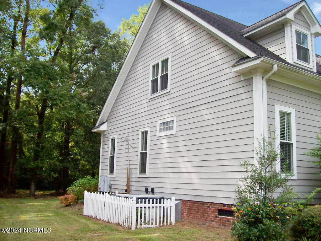 139 Woodridge Lane Property Photo 7